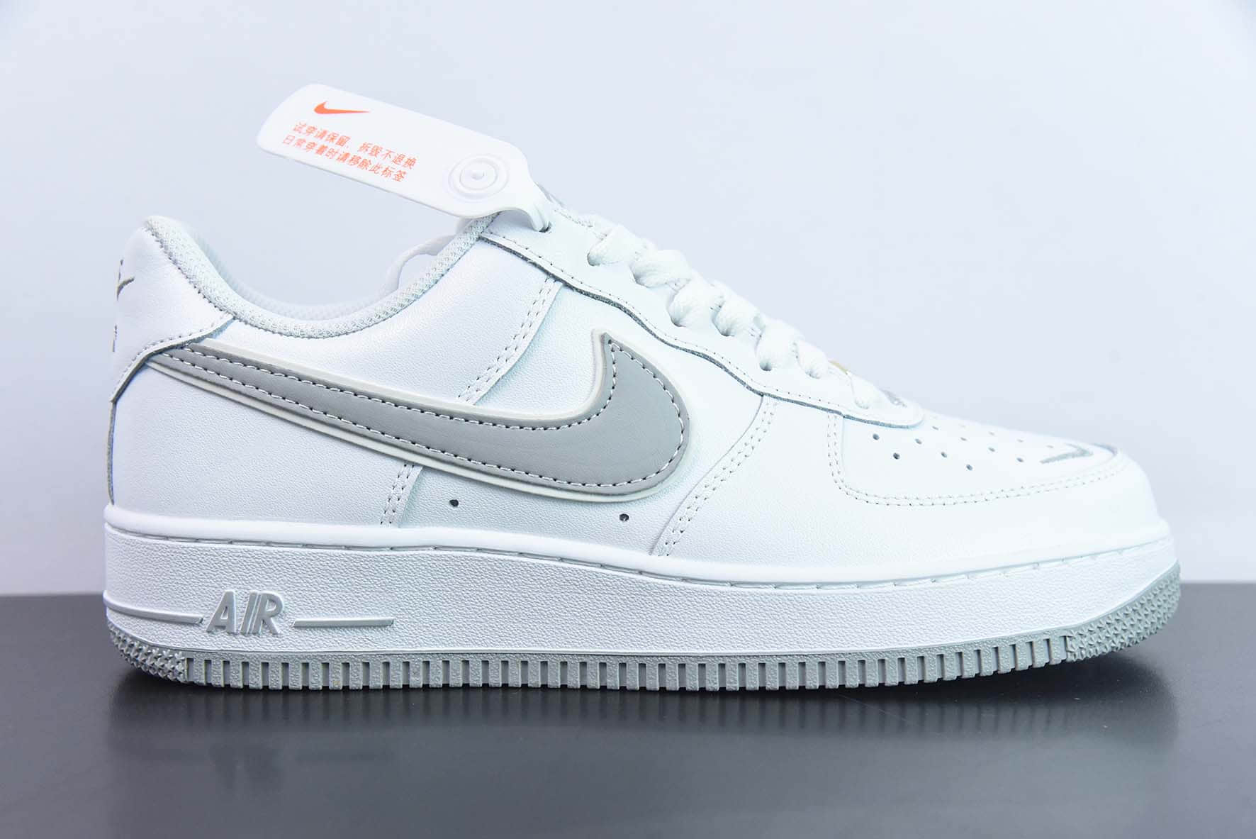 耐克Nike Air Force 1灰白刺绣小勾空军一号低帮休闲运动板鞋纯原版本 货号：CV5696-961