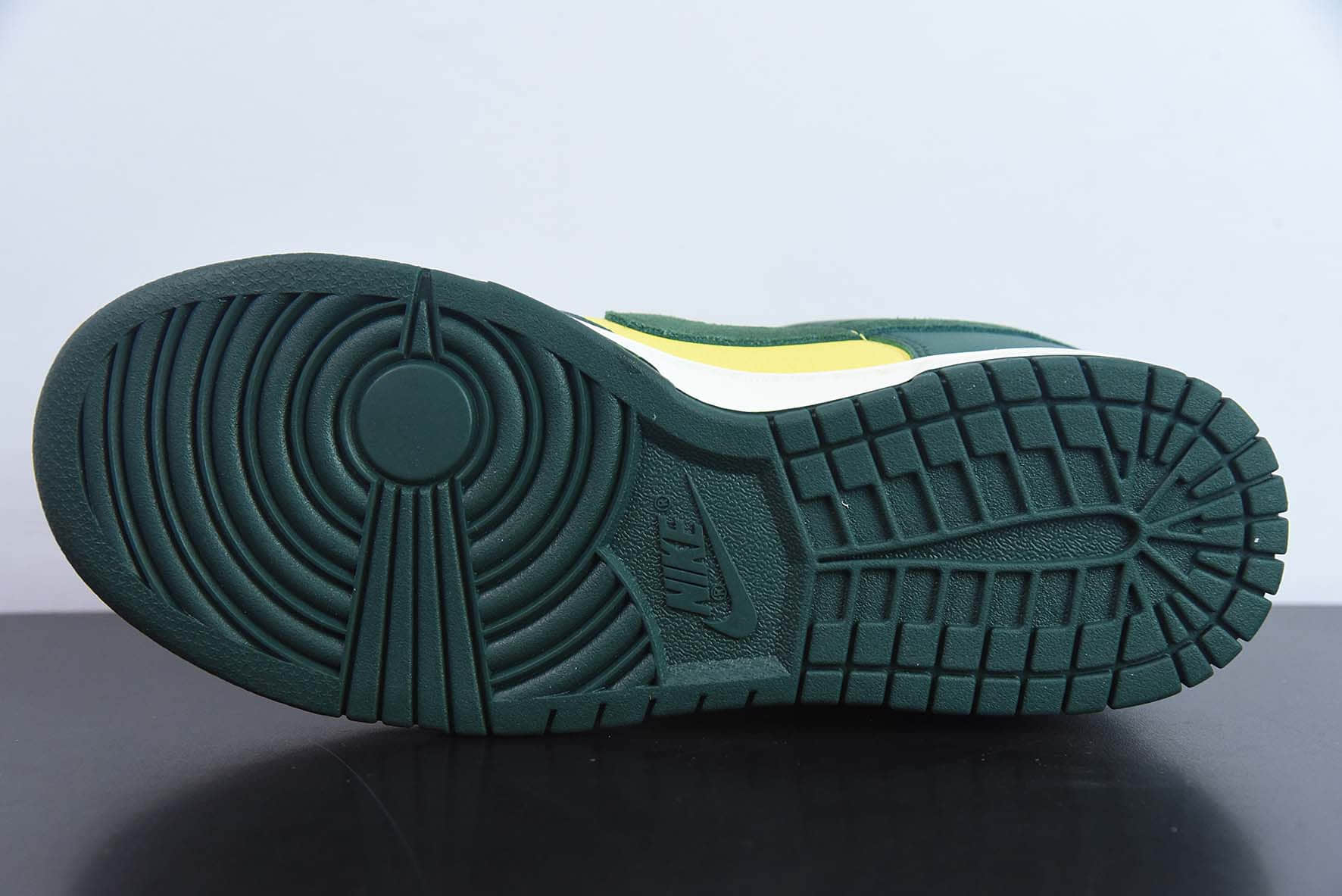 耐克Nike Dunk Low SE Noble Green 经典巴西黄绿配色 SB低帮运动休闲板鞋纯原版本 货号：FD0350-133