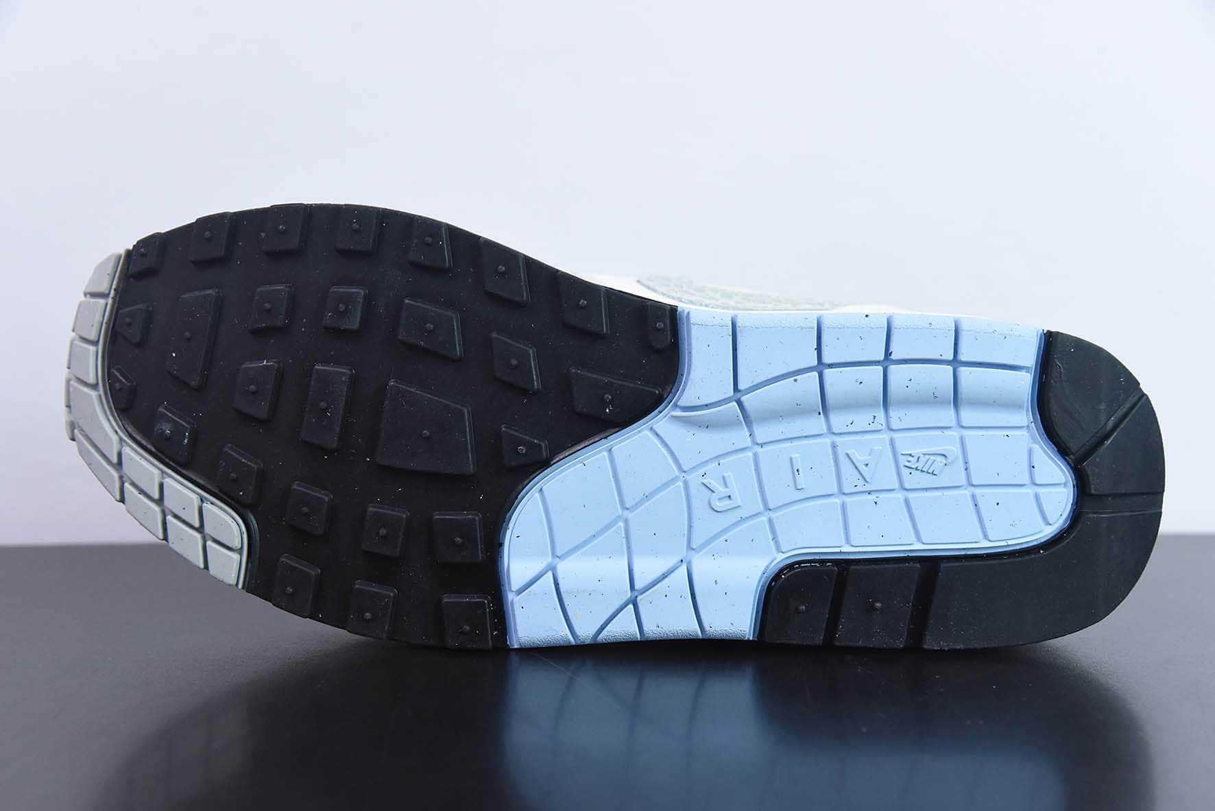 耐克Nike Air Max 1Safari Summit White初代灰白石斑纹复古气垫百搭休闲运动慢跑鞋纯原版本 货号：FB5059-100 