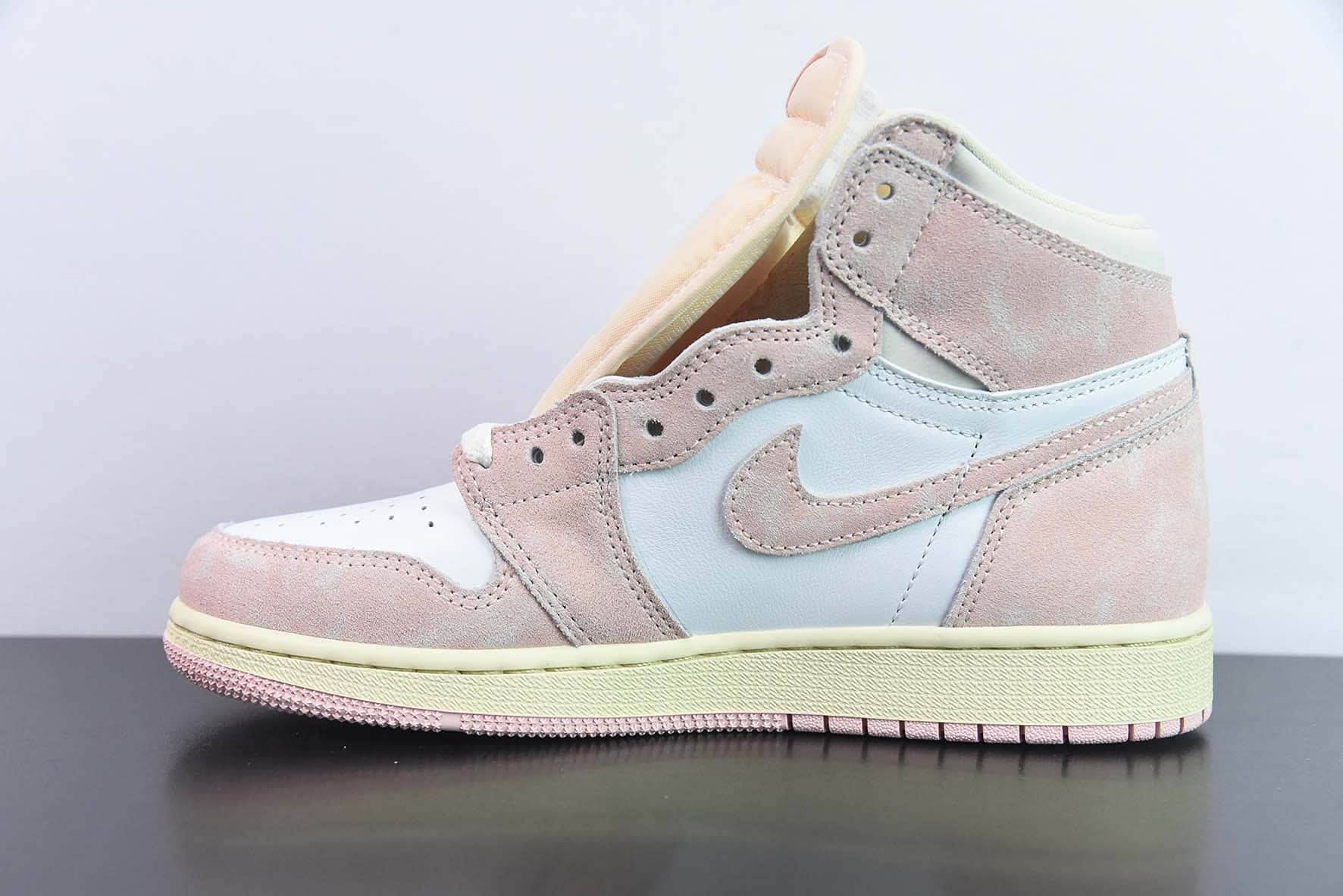 乔丹Air Jordan 1  Washed Pink  AJ1 水洗粉白高帮篮球鞋纯原版本 货号：FD2596-600