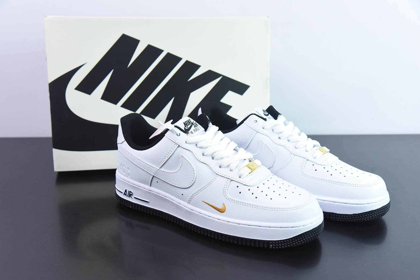 耐克Nike Air Force 1 Low“40周年”白金小勾空军一号低帮运动休闲板鞋纯原版本 货号：DD1225-001