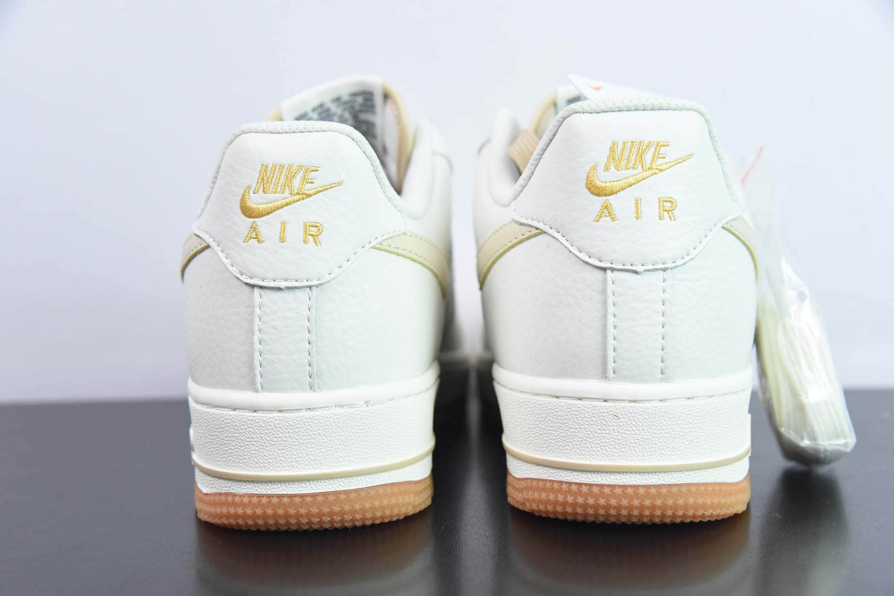 耐克Nike Air Force 1 Low ’07 奶油黄空军一号低帮休闲板鞋纯原版本 货号：ML2022-113 