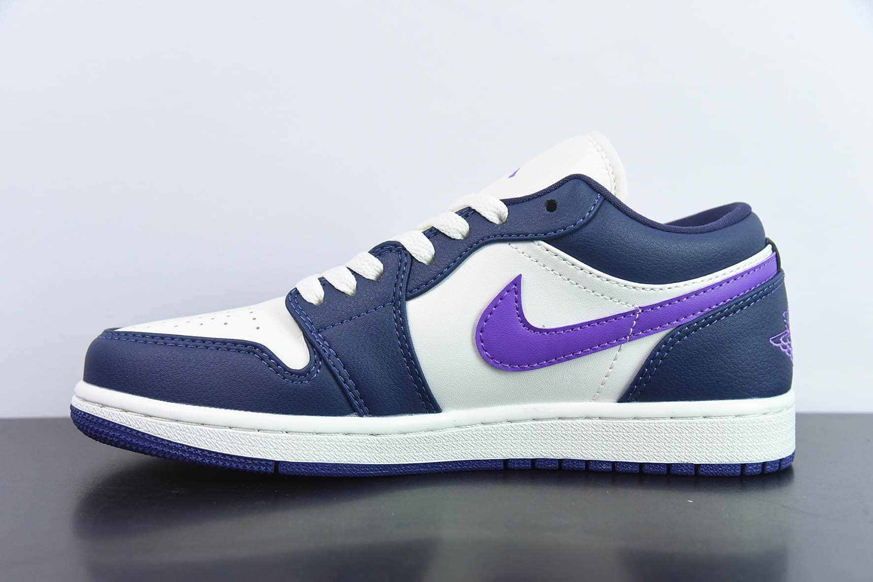 乔丹Air Jordan Low AJ1帆白紫低帮文化篮球鞋纯原版本 货号：DC0774-502  