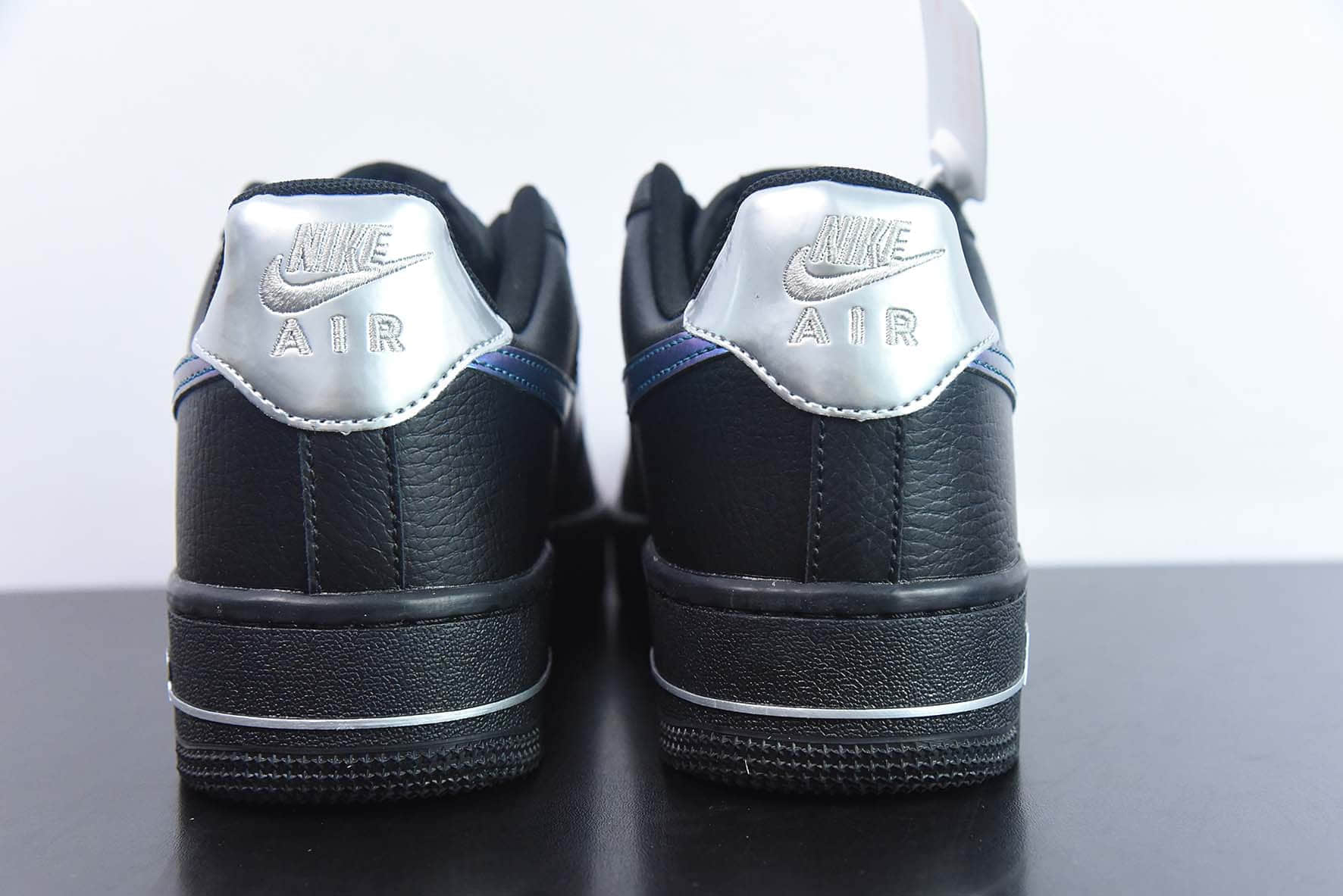 耐克Nike Air Force 1’07 LowBlack Blue Lightning皮革黑镭射蓝太空银小钩空军一号经典低帮百搭休闲运动板鞋纯原版本 货号：FD0654-001