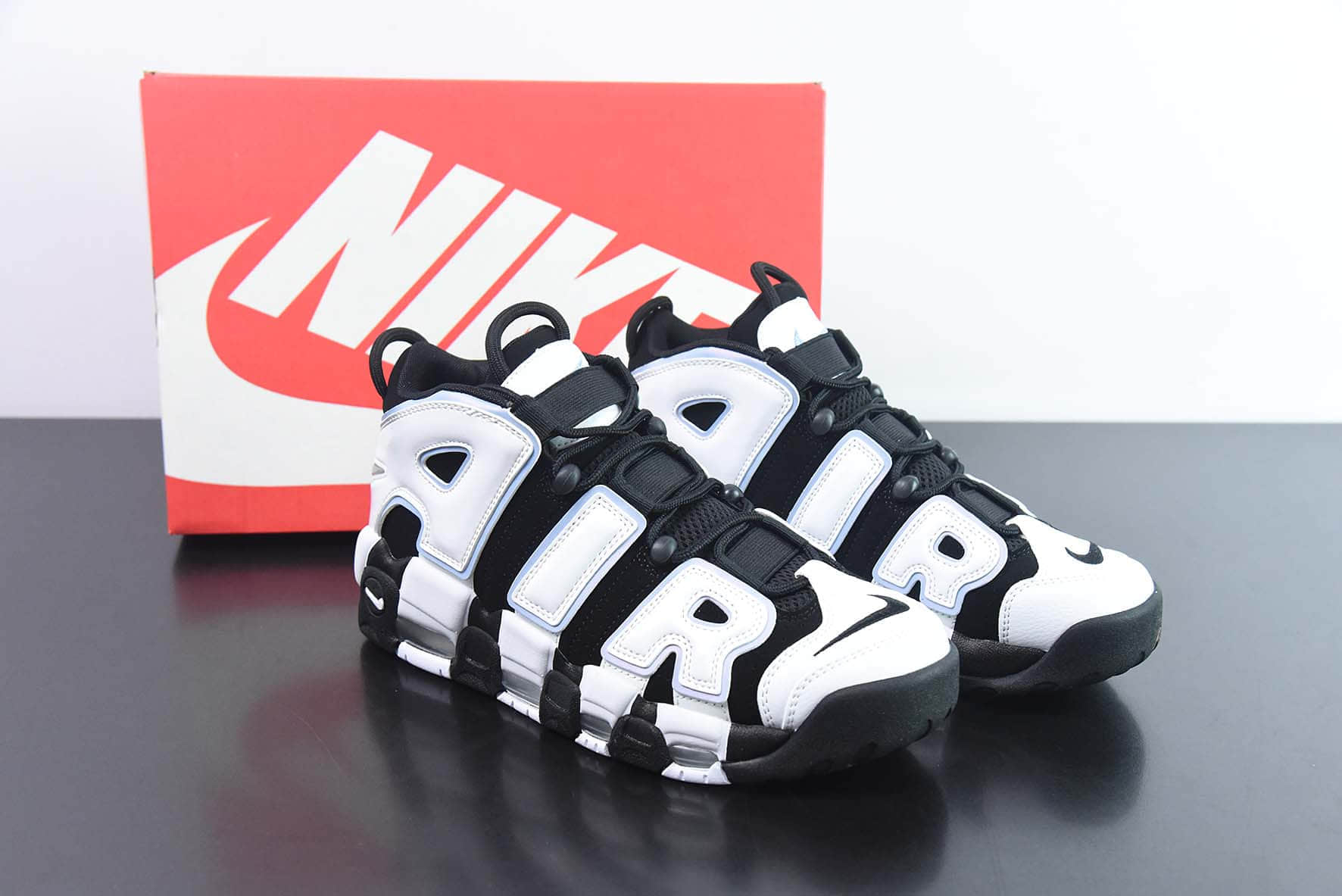 耐克Nike Air More Uptempo 96 QS 皮蓬初代系列黑白蓝经典高街百搭休闲运动文化篮球鞋纯原版本 货号：DV0819-001