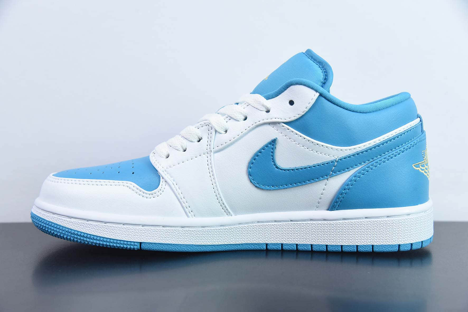 乔丹Air Jordan 1 Low Aquatone AJ1蓝白低帮文化休闲板鞋纯原版本 货号：553560-174