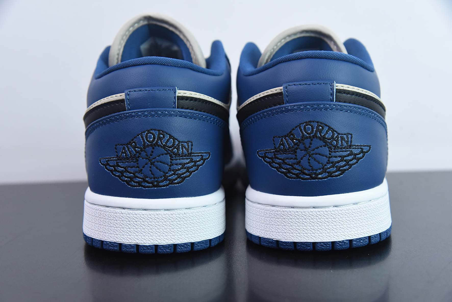 乔丹Air Jordan 1 Low AJ1蓝灰低帮休闲板鞋纯原版本 货号：DC0774-402