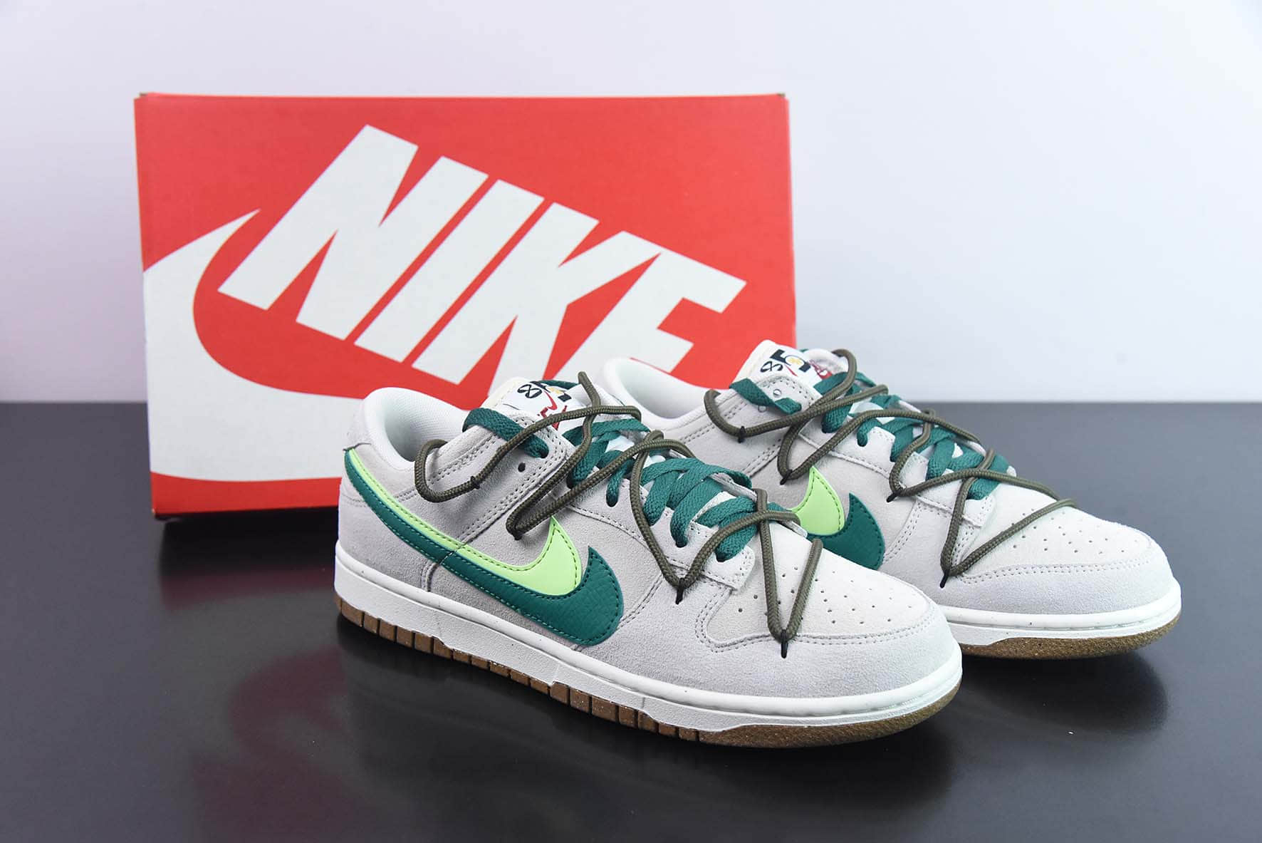 耐克Nike Dunk Low 绿野仙踪双勾绑带定制低帮休闲板鞋纯原版本 货号：DO9457-129