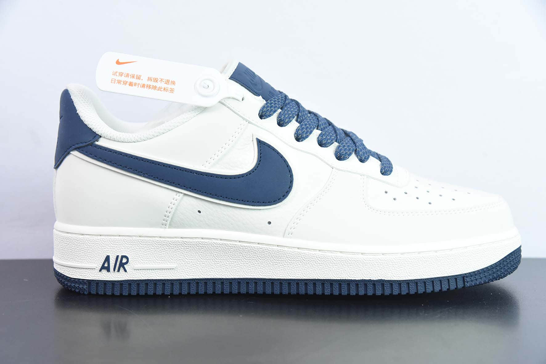 耐克Nike Air Force 1'07 Low 米深蓝满天星空军一号低帮休闲板鞋纯原版本 货号：GL6835-003 