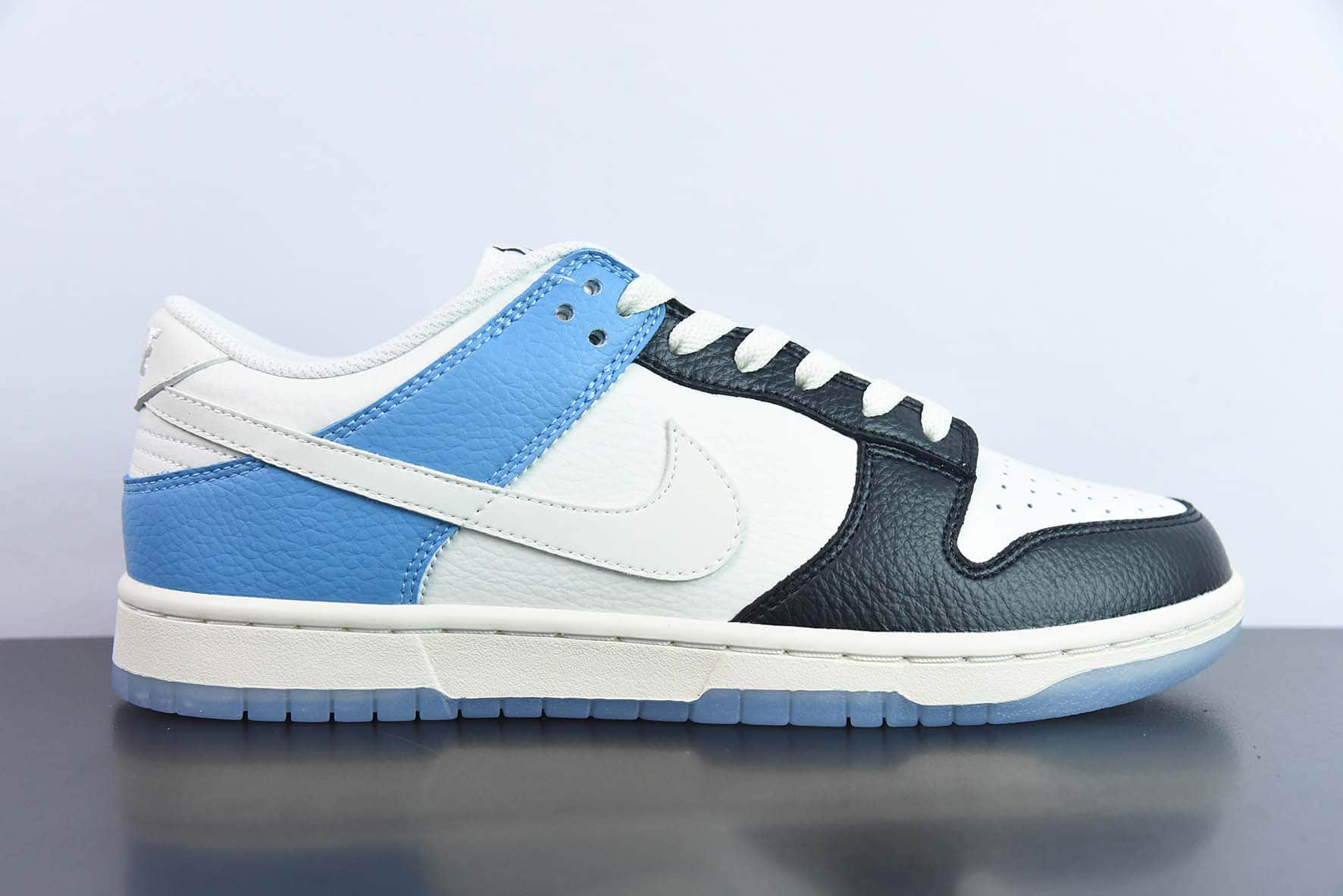 耐克Nike dunk low白蓝红大白兔联名低帮滑板鞋纯原版本 货号：MT2566-856