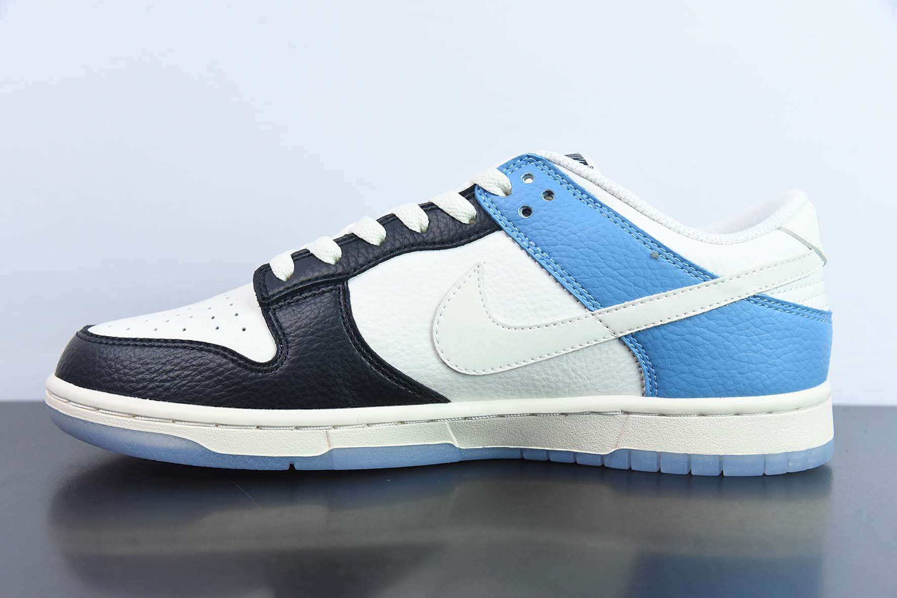 耐克Nike dunk low白蓝红大白兔联名低帮滑板鞋纯原版本 货号：MT2566-856