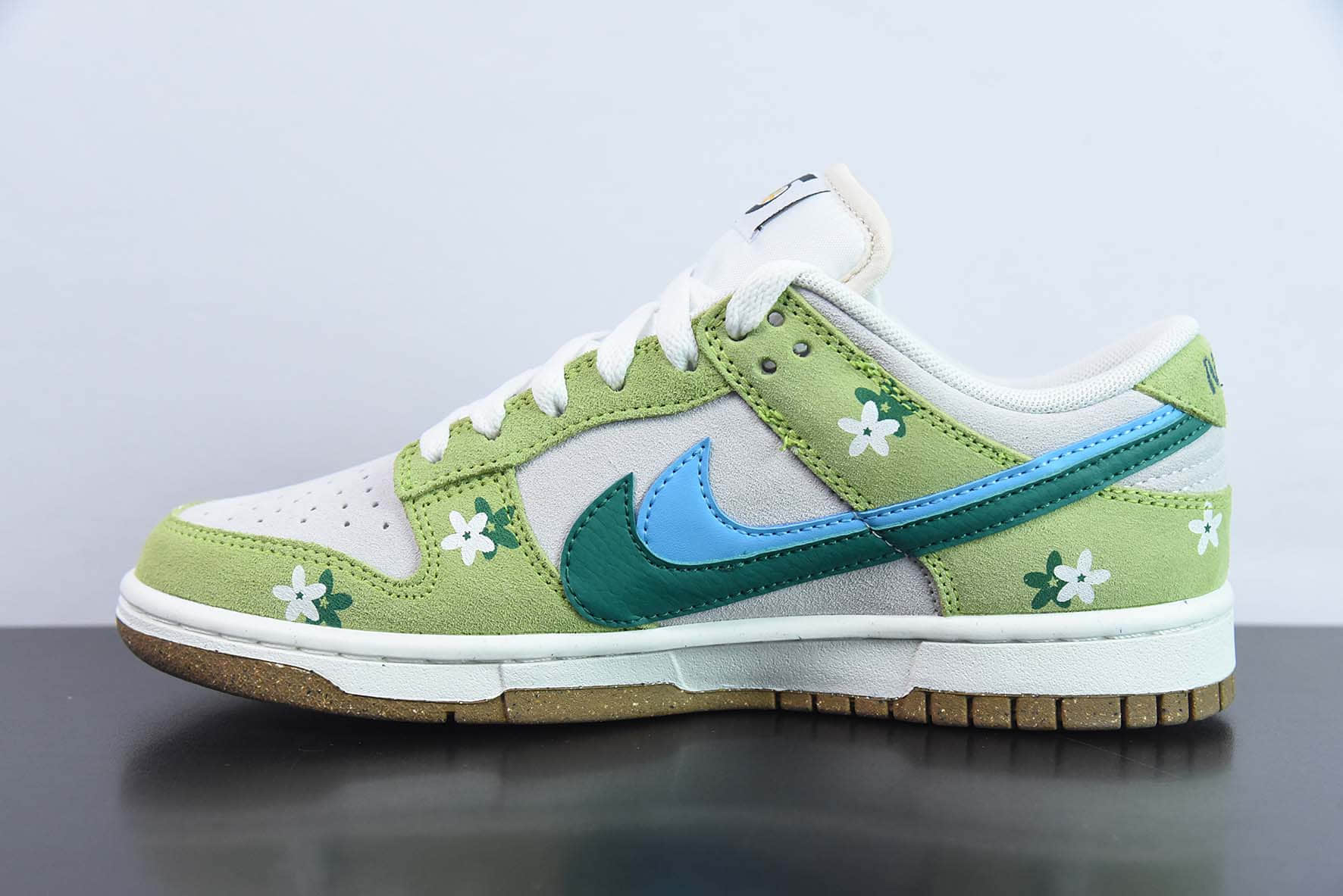 耐克Nike SB Dunk Low SE85 花朵苹果绿浅灰深绿蓝双钩扣篮系列低帮休闲运动滑板板鞋纯原版本 货号：DO9457-125