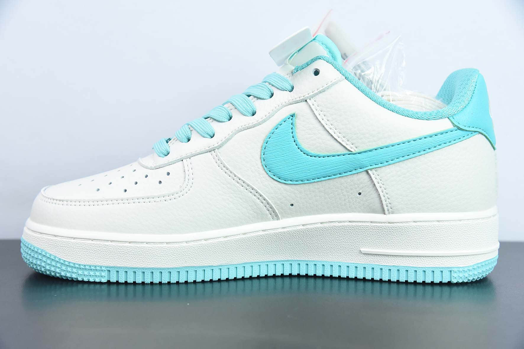 耐克Nike Air Force 1 '07 Low 蒂芙尼白蓝空军一号低帮休闲板鞋纯原版本 货号：TP0096-255