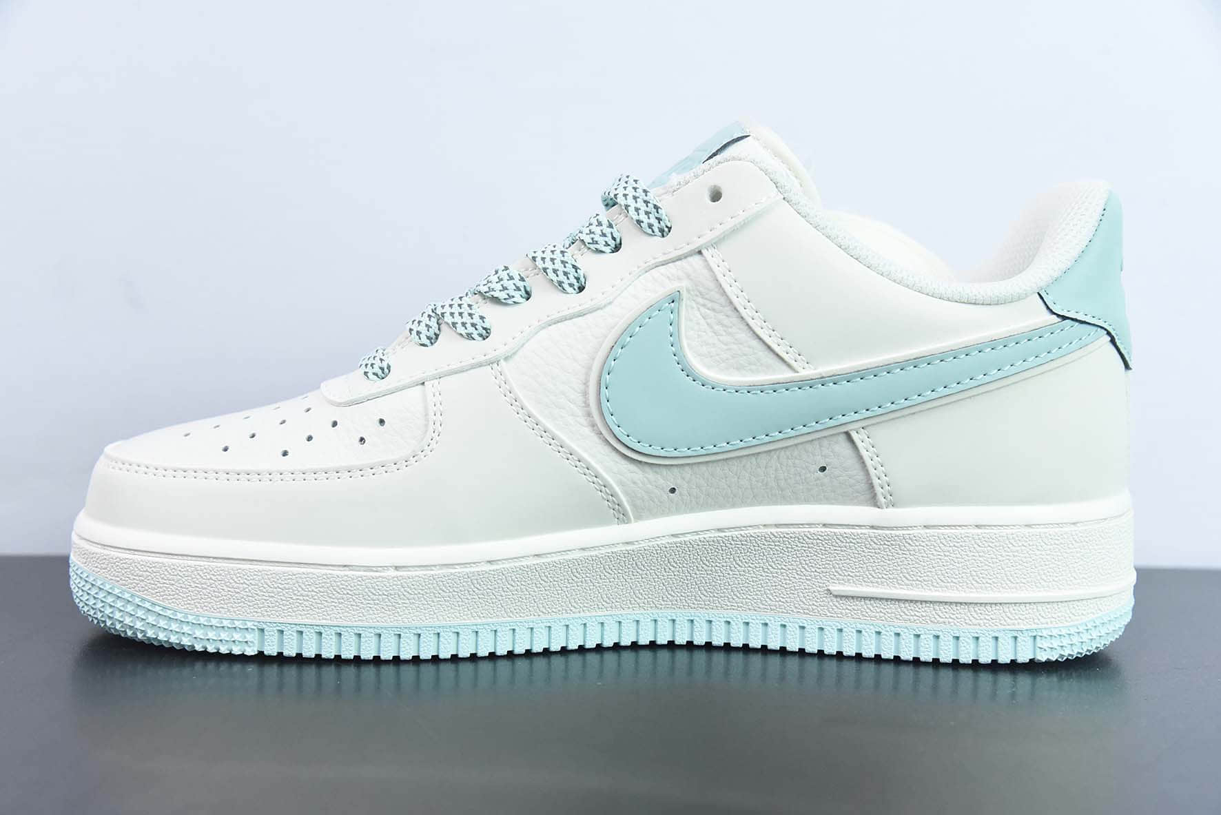 耐克Nike Air Force 1 Low '07 米冰蓝满天星低帮空军一号休闲板鞋纯原版本 货号：GL6835-011  
