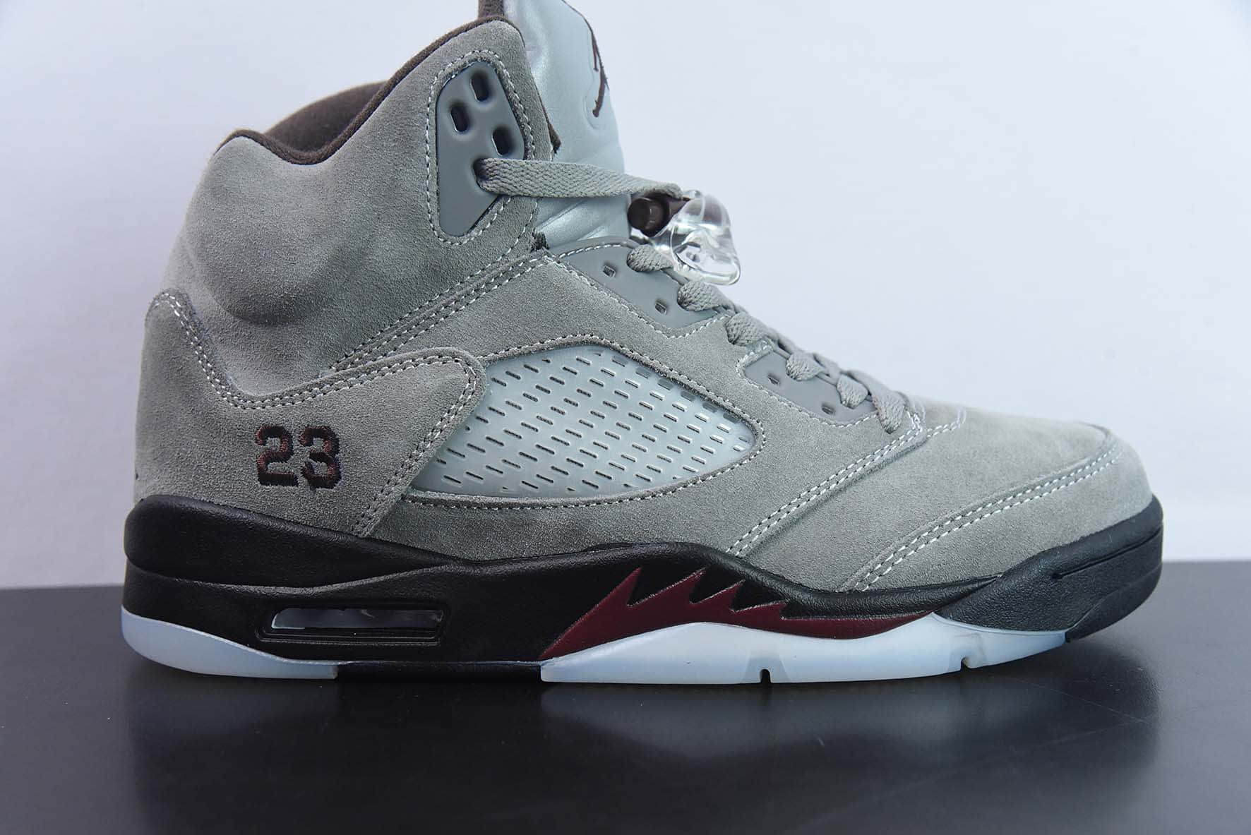 乔丹Air Jordan 5 A Ma Maniere x Air Jordan 5 Light Bone Retro AJ5灰红联名款高帮篮球鞋纯原版本 货号：FD1330-006