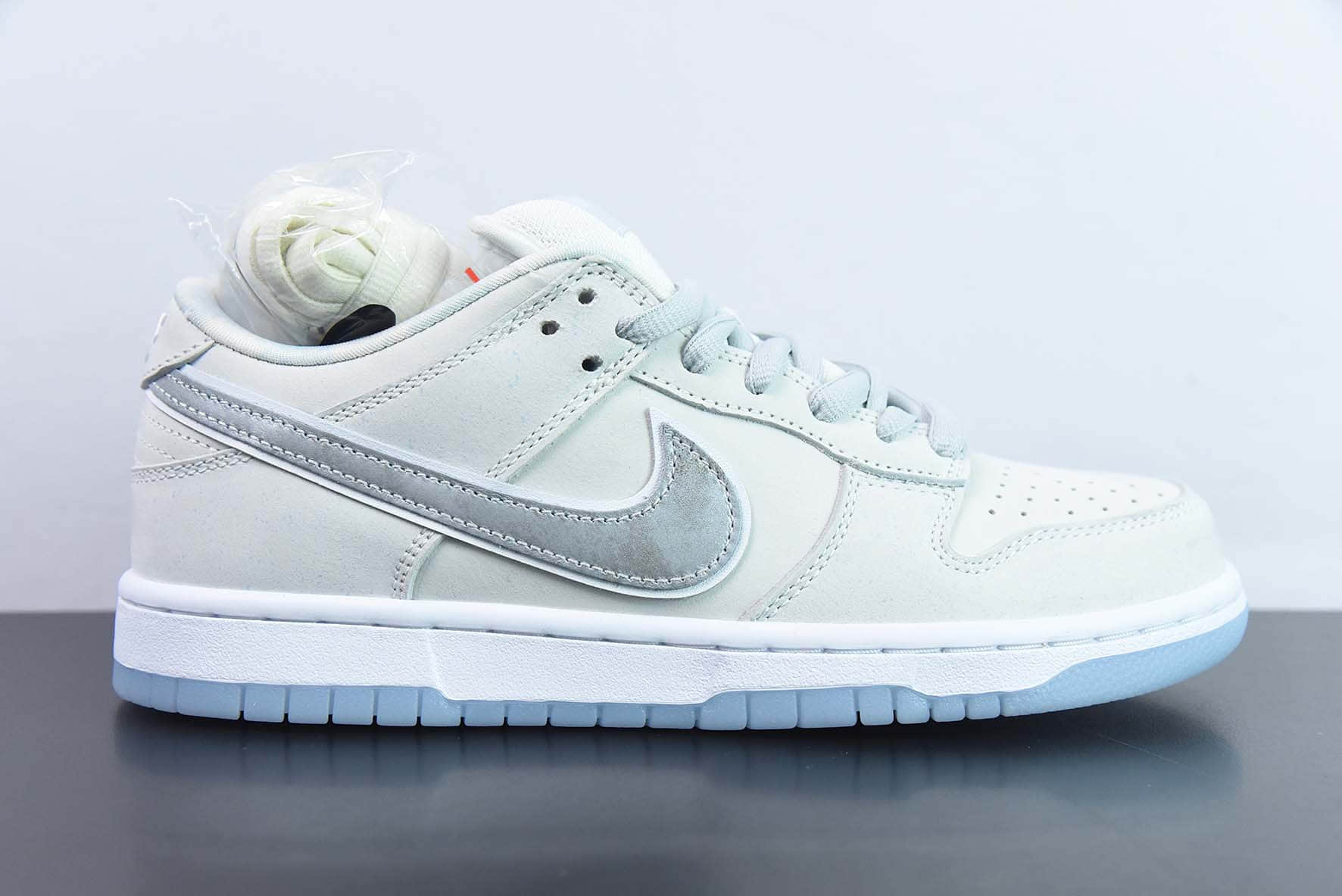 耐克Nike Concepts x Nike SB Dunk Low White Lobster 白龙虾SB低帮休闲滑板鞋纯原版本 货号：FD8776-100 