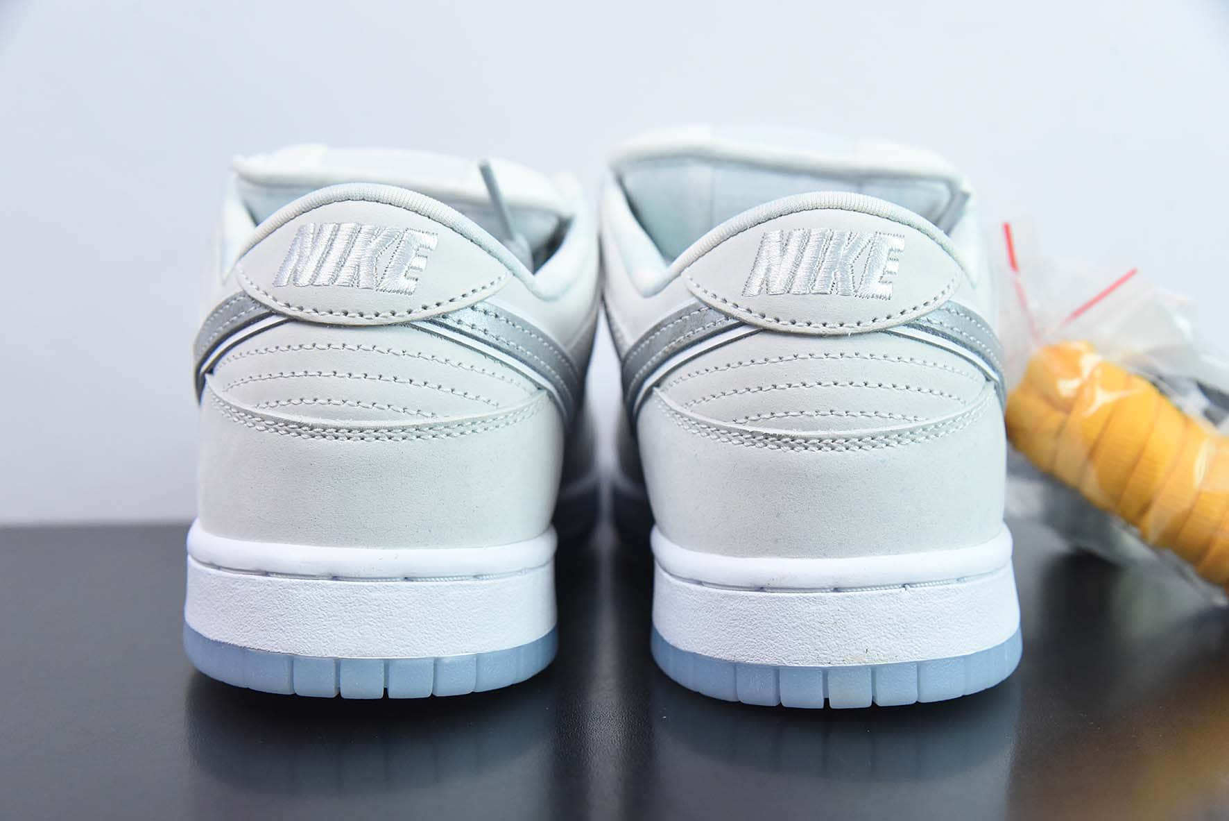 耐克Nike Concepts x Nike SB Dunk Low White Lobster 白龙虾SB低帮休闲滑板鞋纯原版本 货号：FD8776-100 