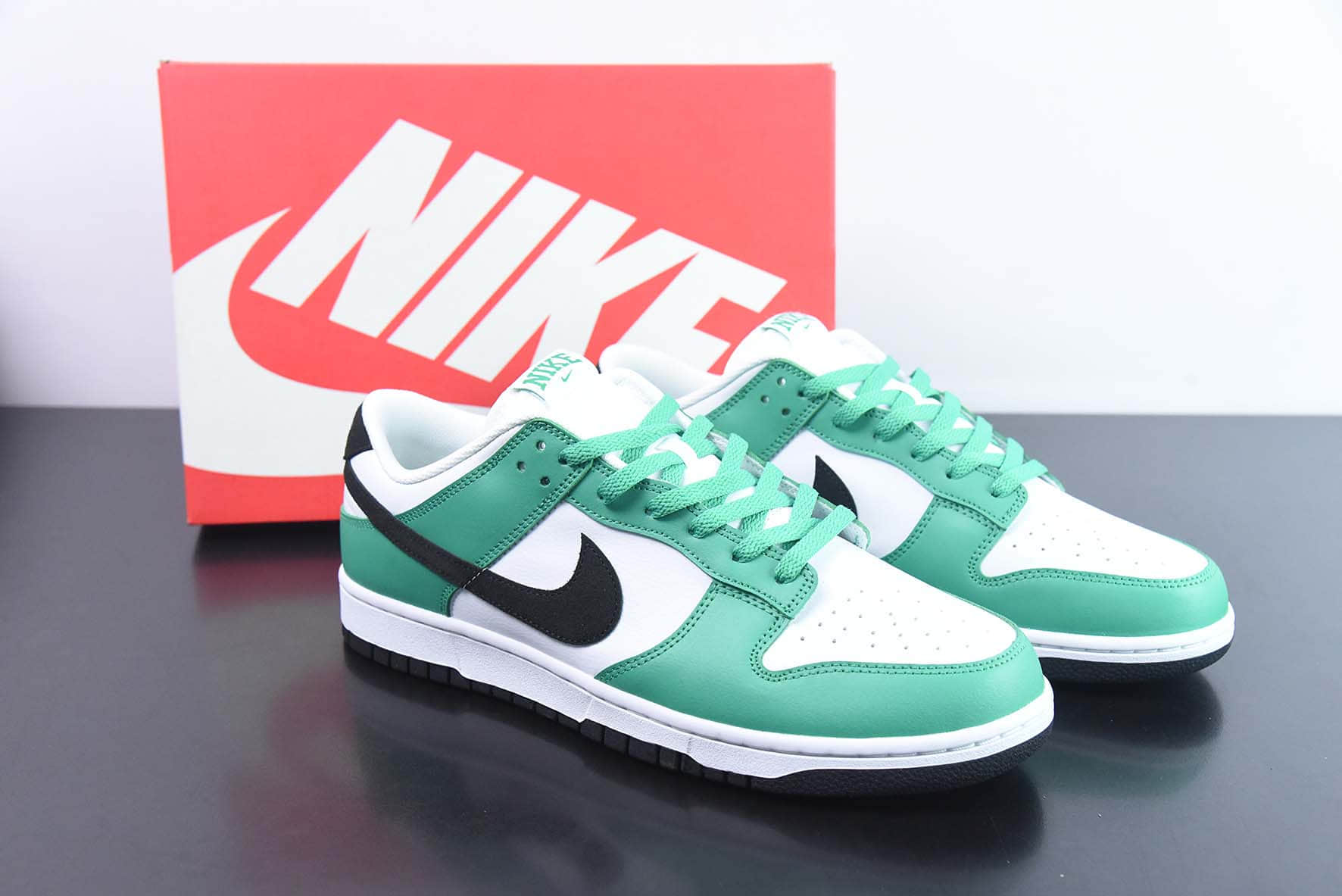 耐克Nike Dunk Low SE “Lottery Green”白绿黑SB低帮休闲滑板鞋纯原版本 货号：FN3612-300