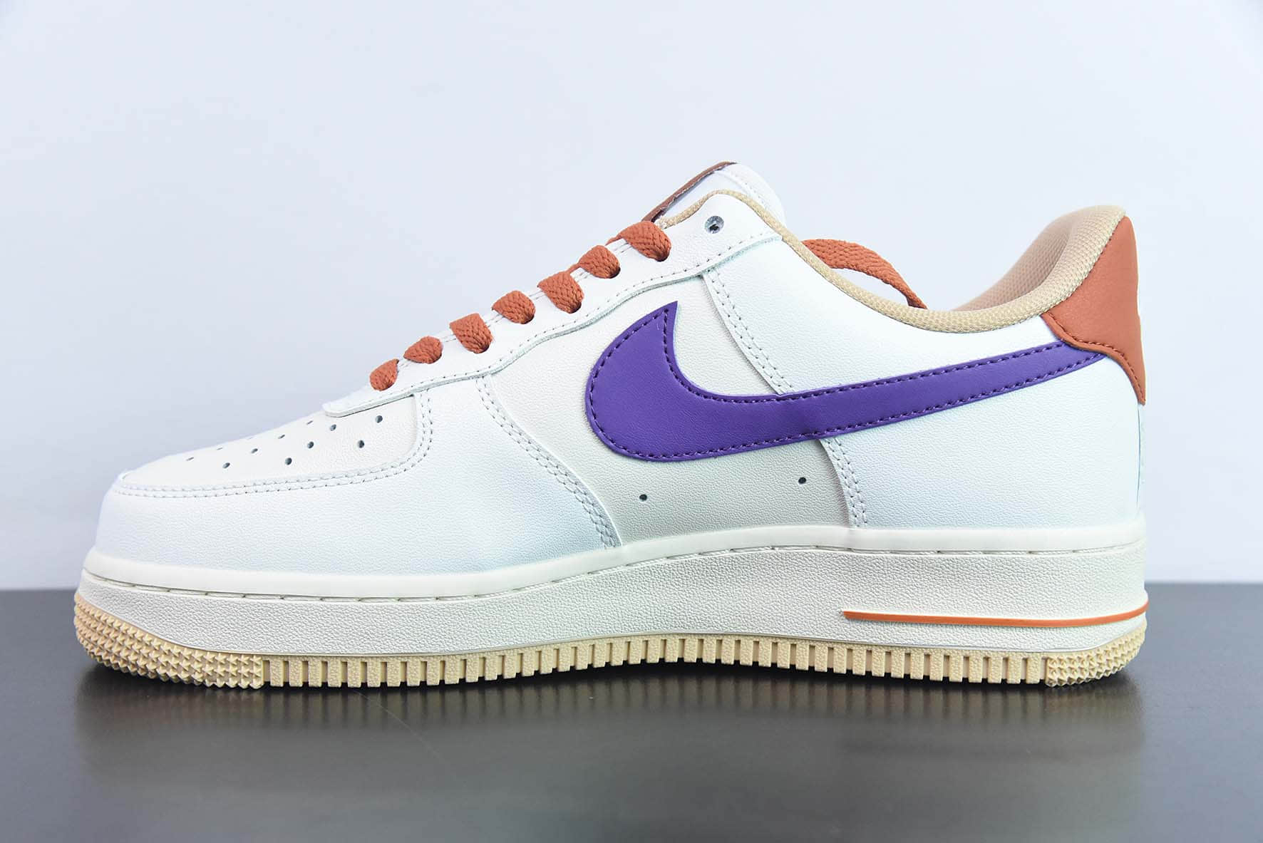 耐克Nike Air Force 1 米白紫橙空军一号低帮运动休闲板鞋纯原版本 货号：YY3188-102