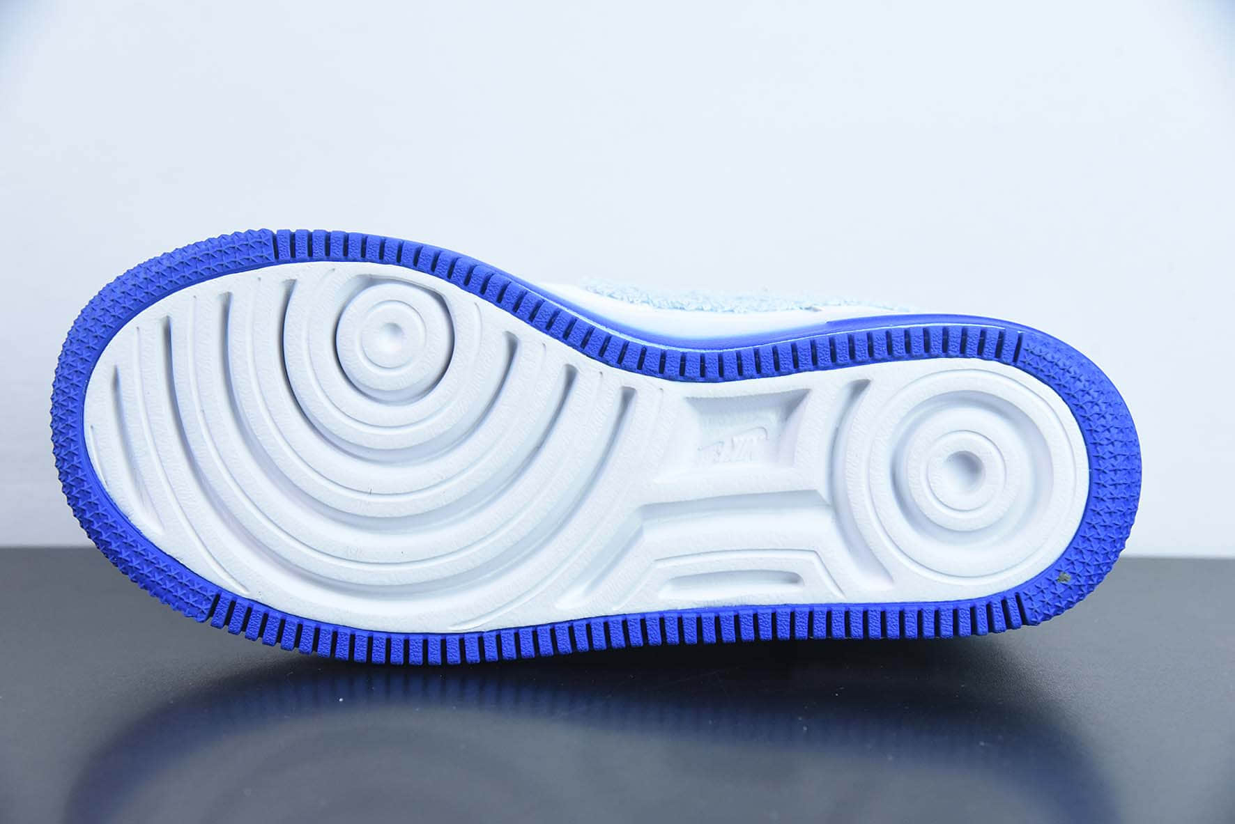 耐克Nike WMNS Air Force 1 ShadowPastel白蓝毛巾勾空军一号轻量增高低帮百搭板鞋纯原版本 货号：FJ4567-100