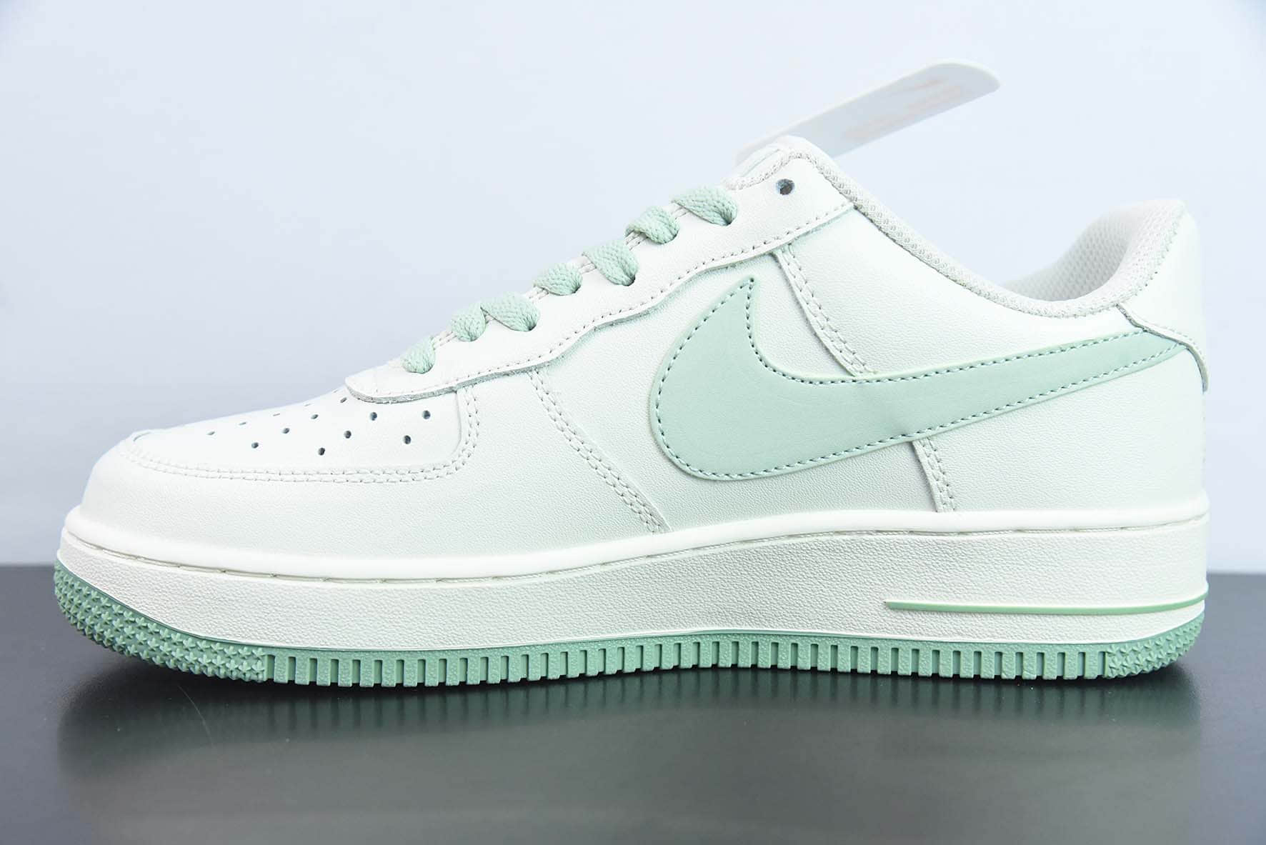 耐克Nike Air Force 1 Low '07 草绿大勾低帮空军一号休闲板鞋纯原版本 货号：SP0758-029 