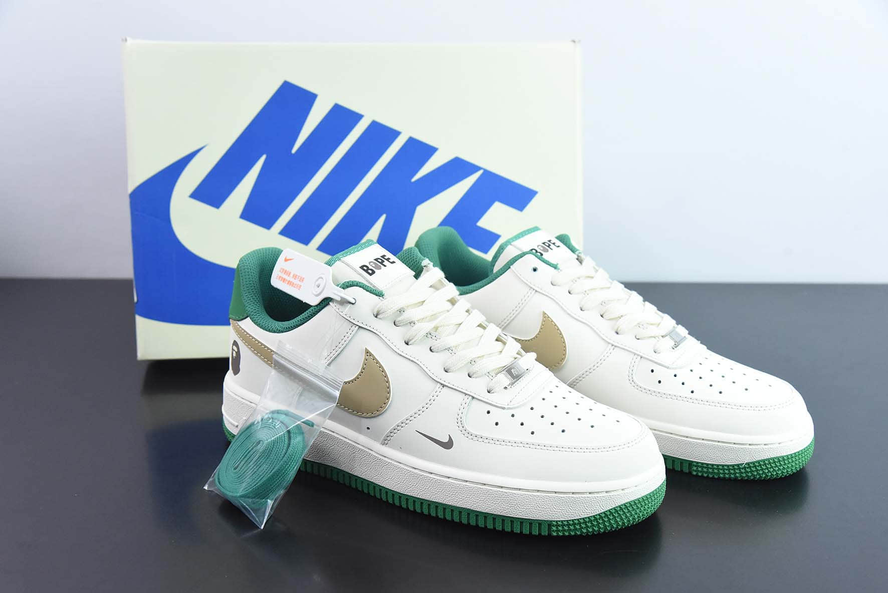 耐克Nike Air Force 1 Low 米白绿双勾空军一号低帮休闲板鞋纯原版本货号：DHX123-007