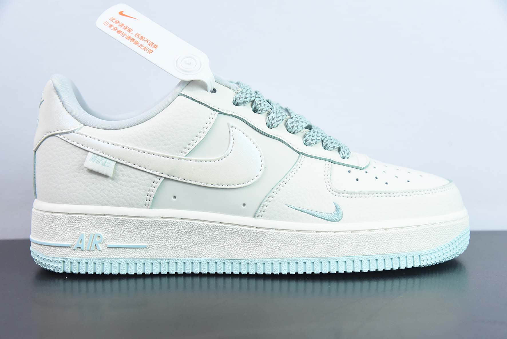 耐克Nike Air Force 1 Low '07 “冰蓝珠光”小勾空军一号低帮休闲板鞋纯原版本 货号：DD9915-688