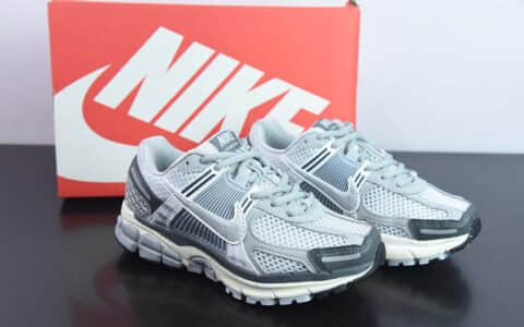 耐克Nike Nike Zoom Vomero 5 SPVast GreySail佛莫罗系列五代灰银休闲运动慢跑鞋纯原版本 货号：FD9919-001