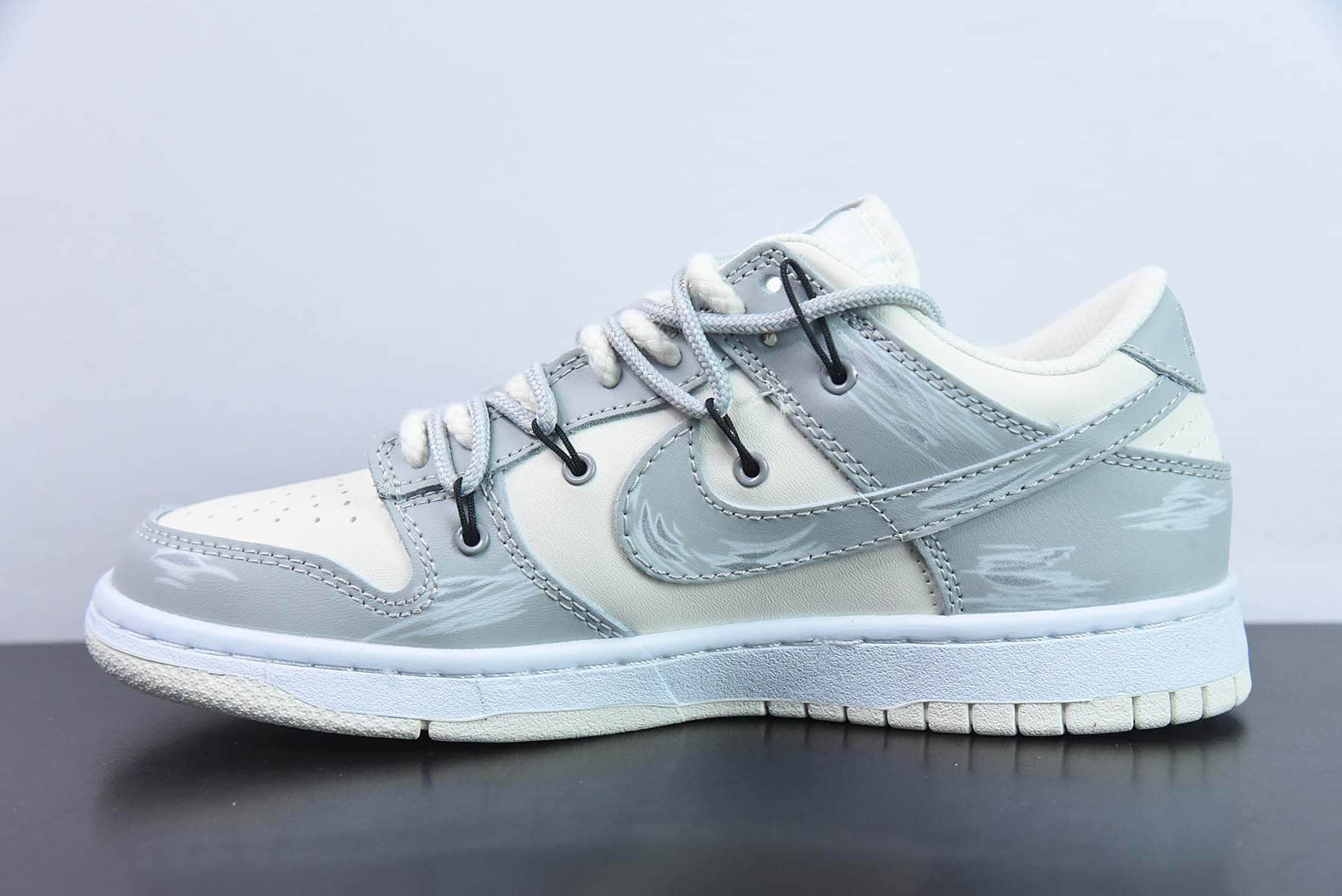 耐克Nike SB Dunk Low 解构抽绳米白灰飞机印花低帮SB休闲滑板鞋纯原版本 货号：DJ6188-100