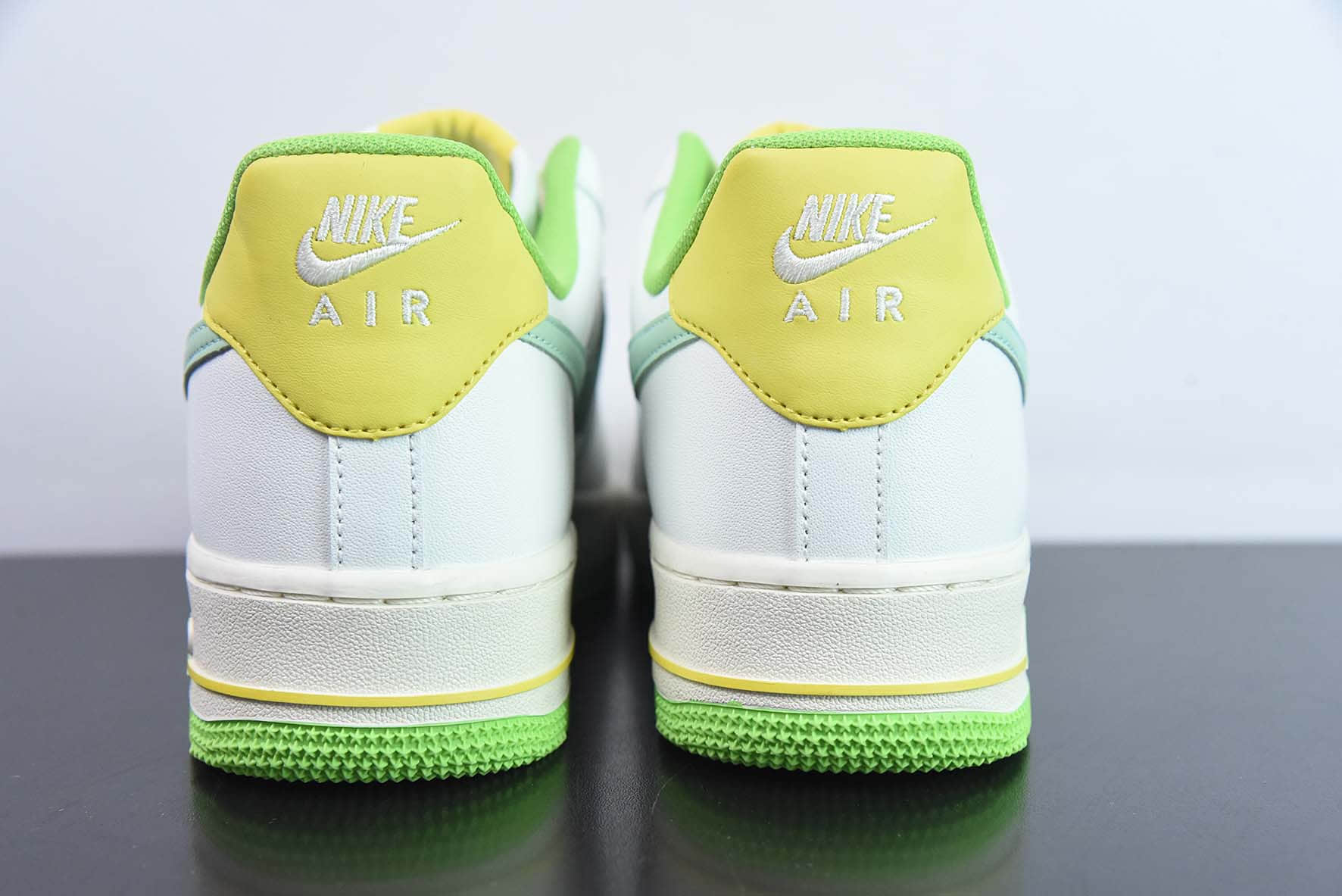 耐克NIke Air Force 1 '07 白绿黄拼接空军一号低帮休闲板鞋纯原版本 货号：YY3188-104