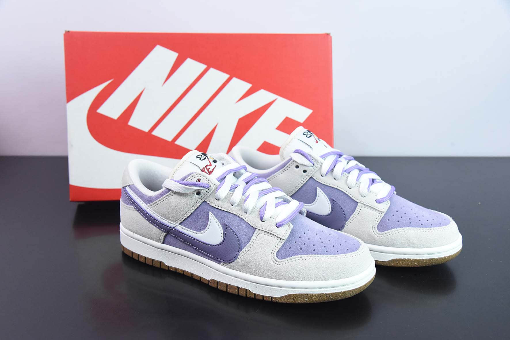 耐克Nike SB Dunk Low 双勾 85系列米白紫色SB低帮休闲滑板鞋纯原版本 货号：DO9457-140