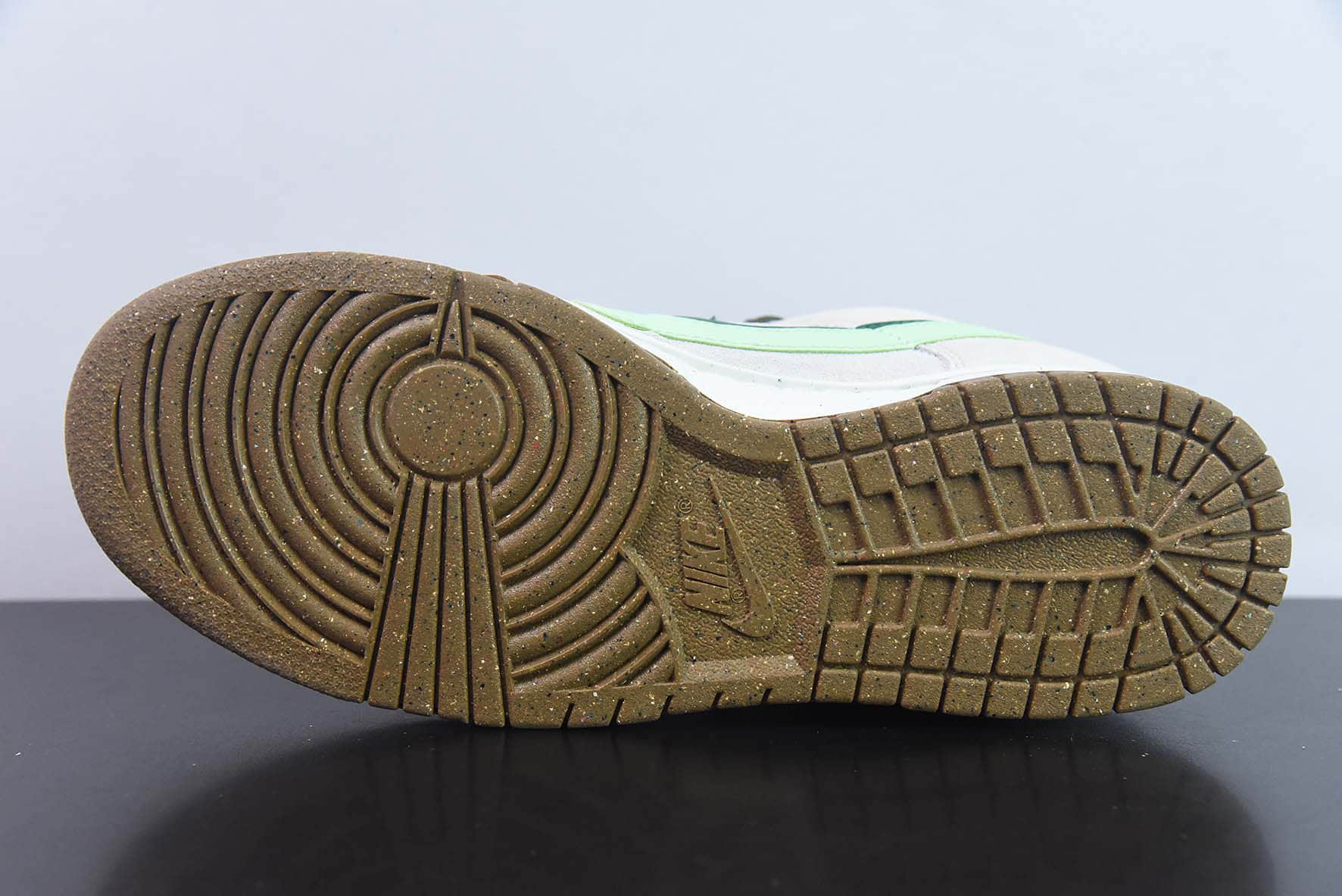耐克Nike SB Dunk Low 85 草绿双勾 SB低帮运动休闲板鞋纯原版本 货号：DO9457-141