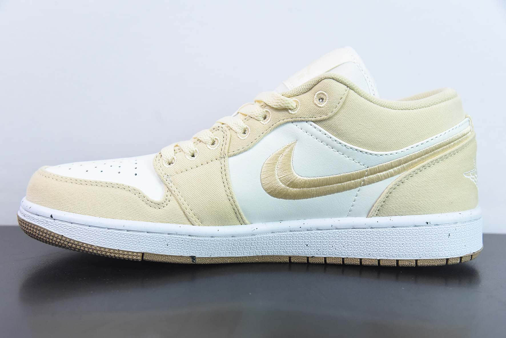 乔丹Air Jordan 1 Low AJ1白黄刺绣低帮复古文化篮球鞋纯原版本 货号：FN3722-701