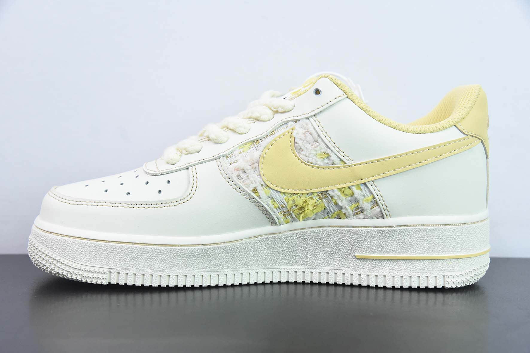 耐克Nike Air Force 1’07 LowJUST DO IT米白浅粉黄编织小香风空军一号经典低帮百搭休闲运动板鞋纯原版本 货号：FJ7740-016 