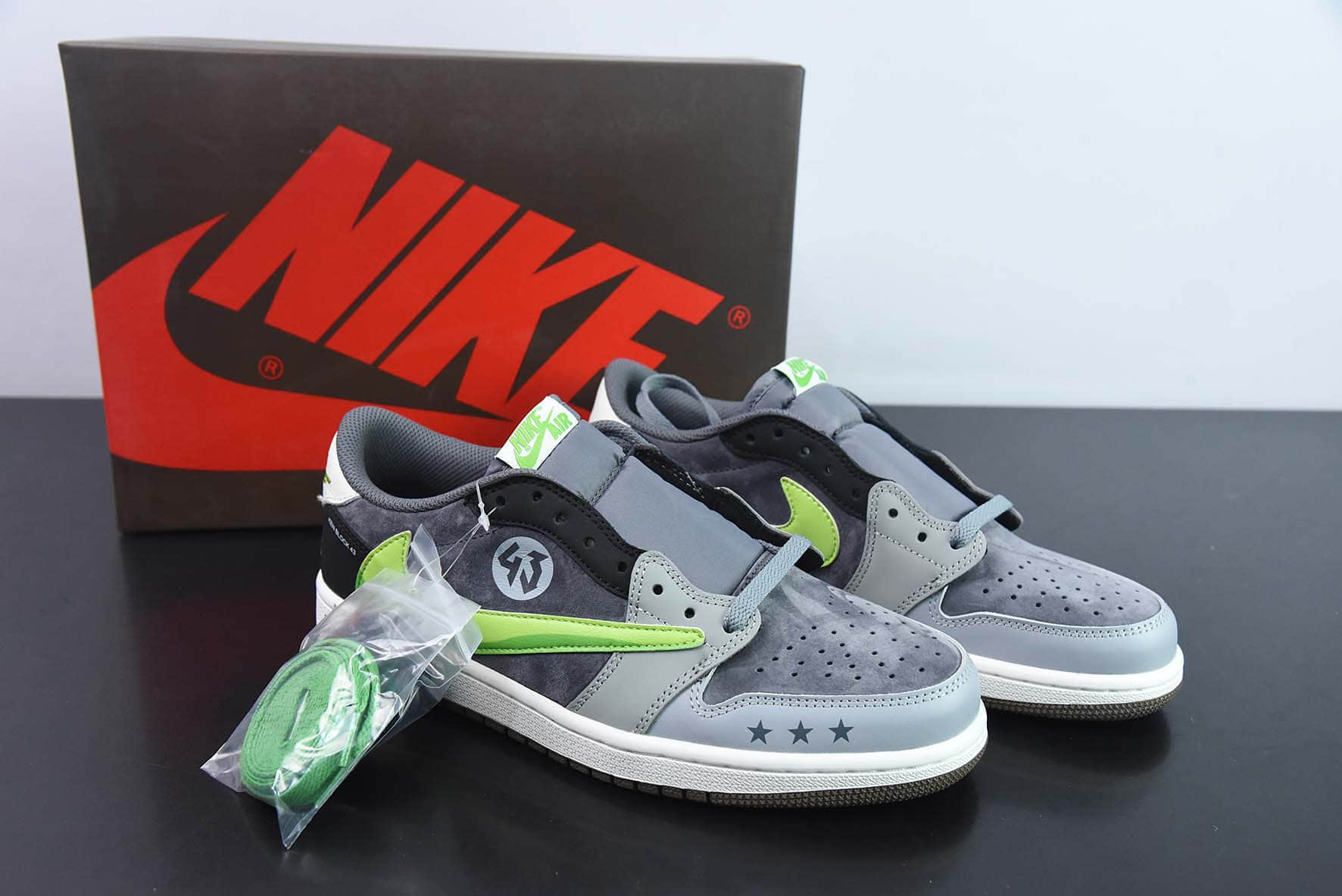 乔丹Air Jordan Travis Scott x Air Jordan AJ1 Low OG SP TS联名“福特野马”倒钩低帮复古文化篮球鞋纯原版本 货号：CZ0790-043
