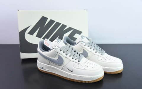 耐克Nike Air Force 1’07 LowMilky WhiteGreyGum奶白灰小钩满天星生胶底空军一号经典低帮百搭休闲运动板鞋纯原版本 货号：HD1689-102