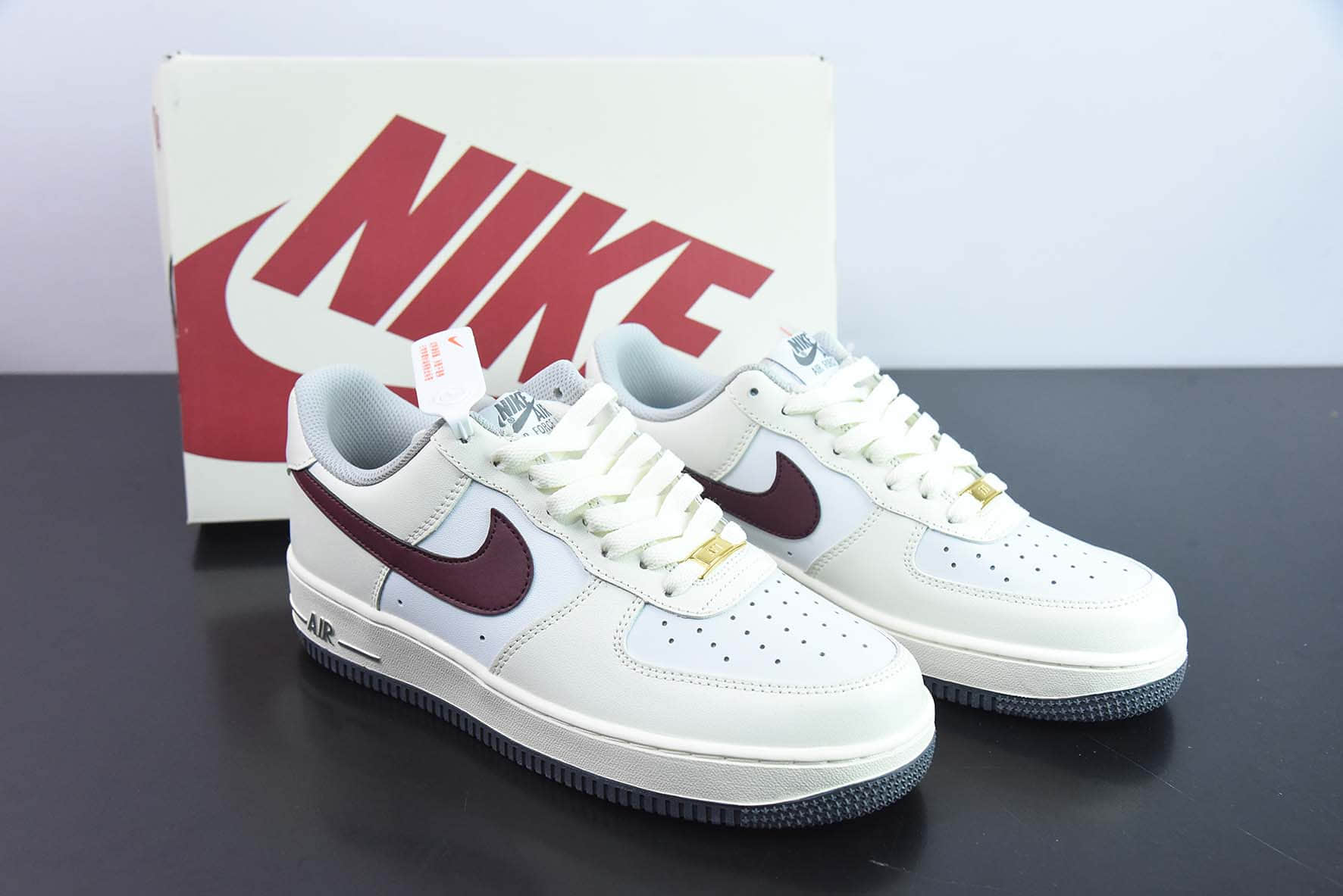 耐克Nike Air Force 1'07 Low 花期信使米白红空军一号低帮休闲板鞋纯原版本 货号：HH2322-022