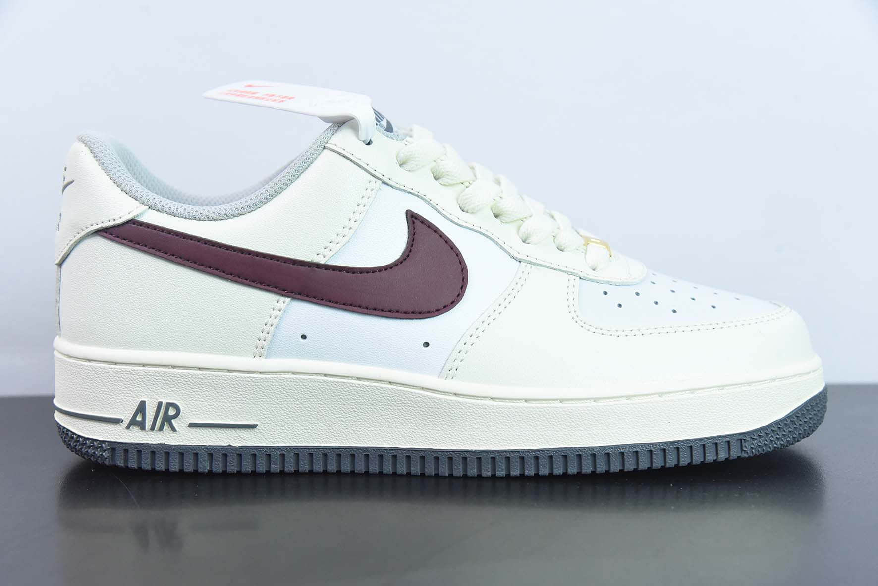 耐克Nike Air Force 1'07 Low 花期信使米白红空军一号低帮休闲板鞋纯原版本 货号：HH2322-022