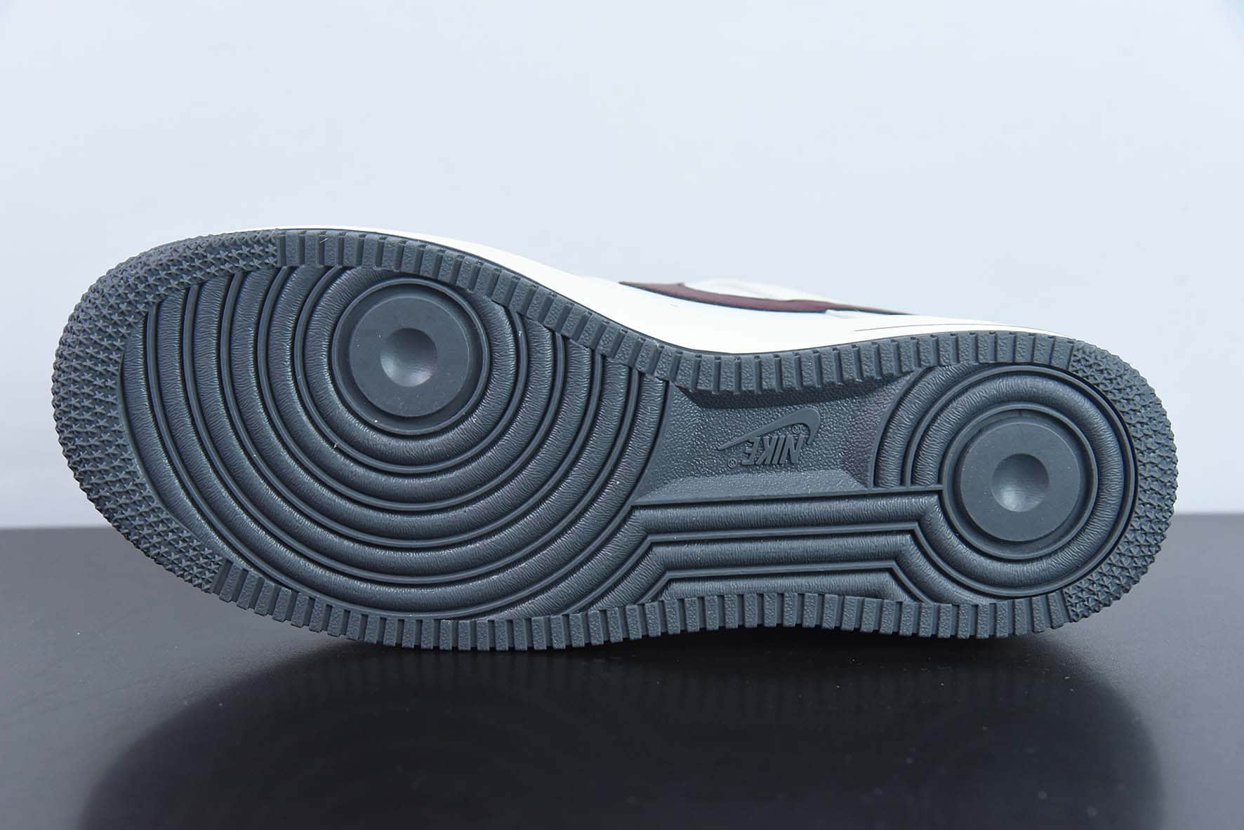 耐克Nike Air Force 1'07 Low 花期信使米白红空军一号低帮休闲板鞋纯原版本 货号：HH2322-022