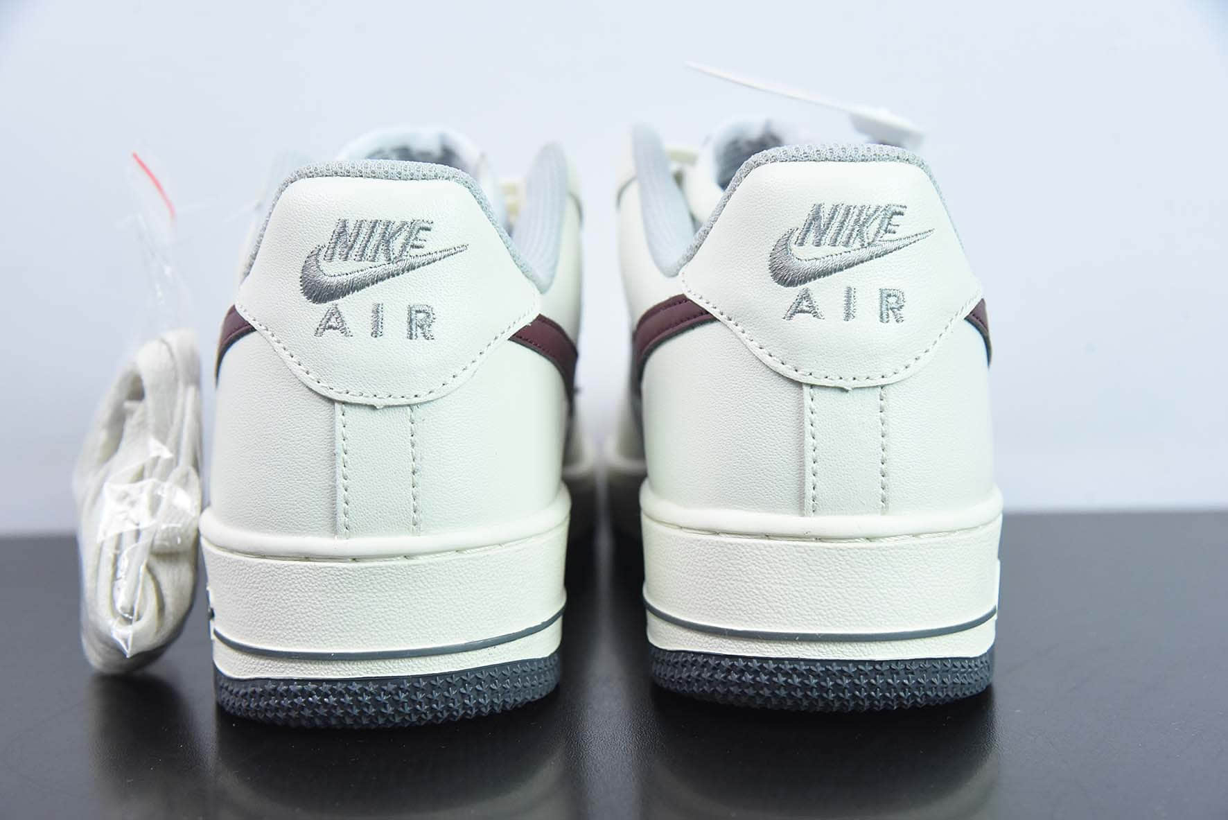 耐克Nike Air Force 1'07 Low 花期信使米白红空军一号低帮休闲板鞋纯原版本 货号：HH2322-022