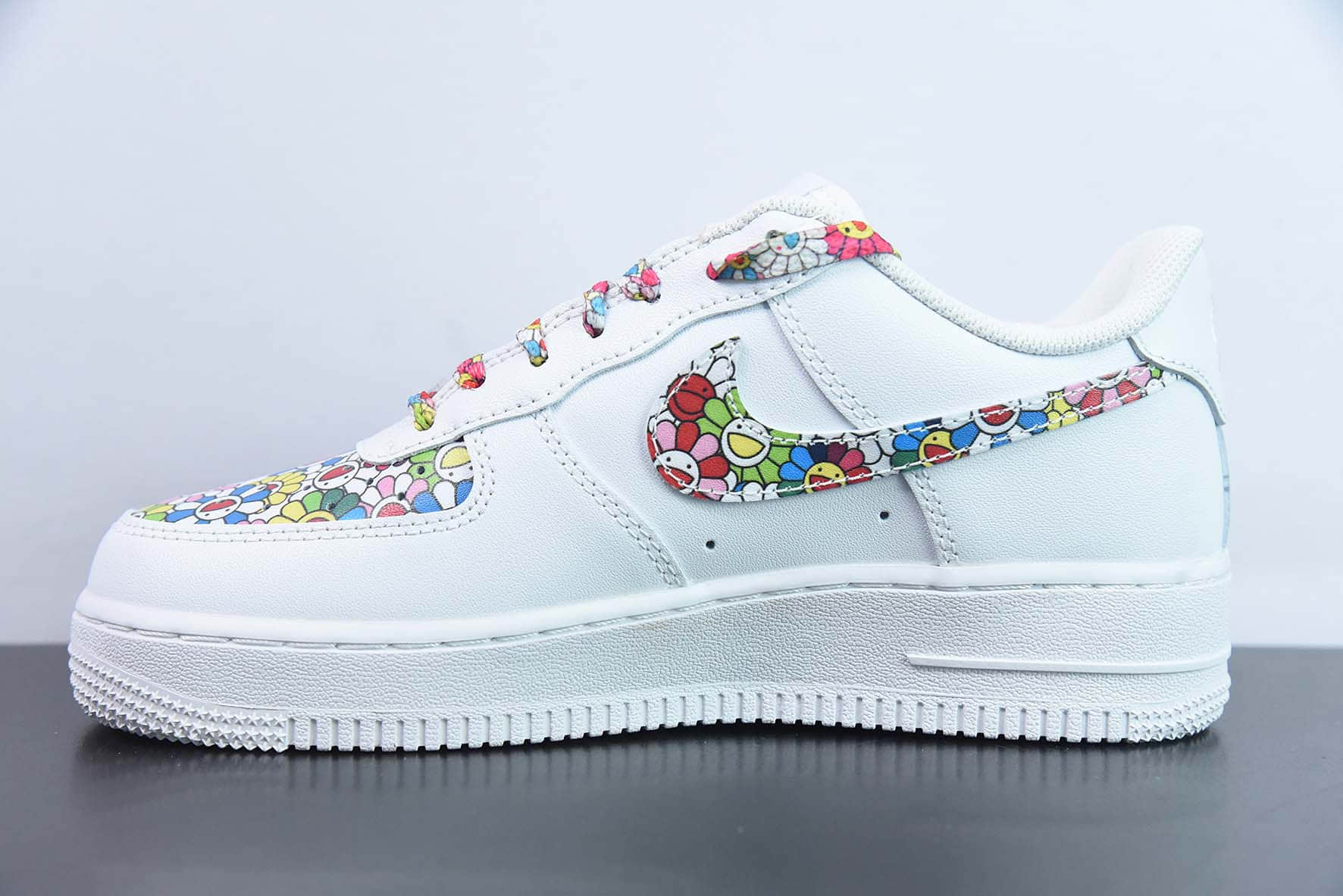 耐克Nike Air Force 1’07 LowWhiteMurakami Takashi白彩色村上隆太阳花空军一号低帮休闲板鞋纯原版本 货号：DD8959-100 