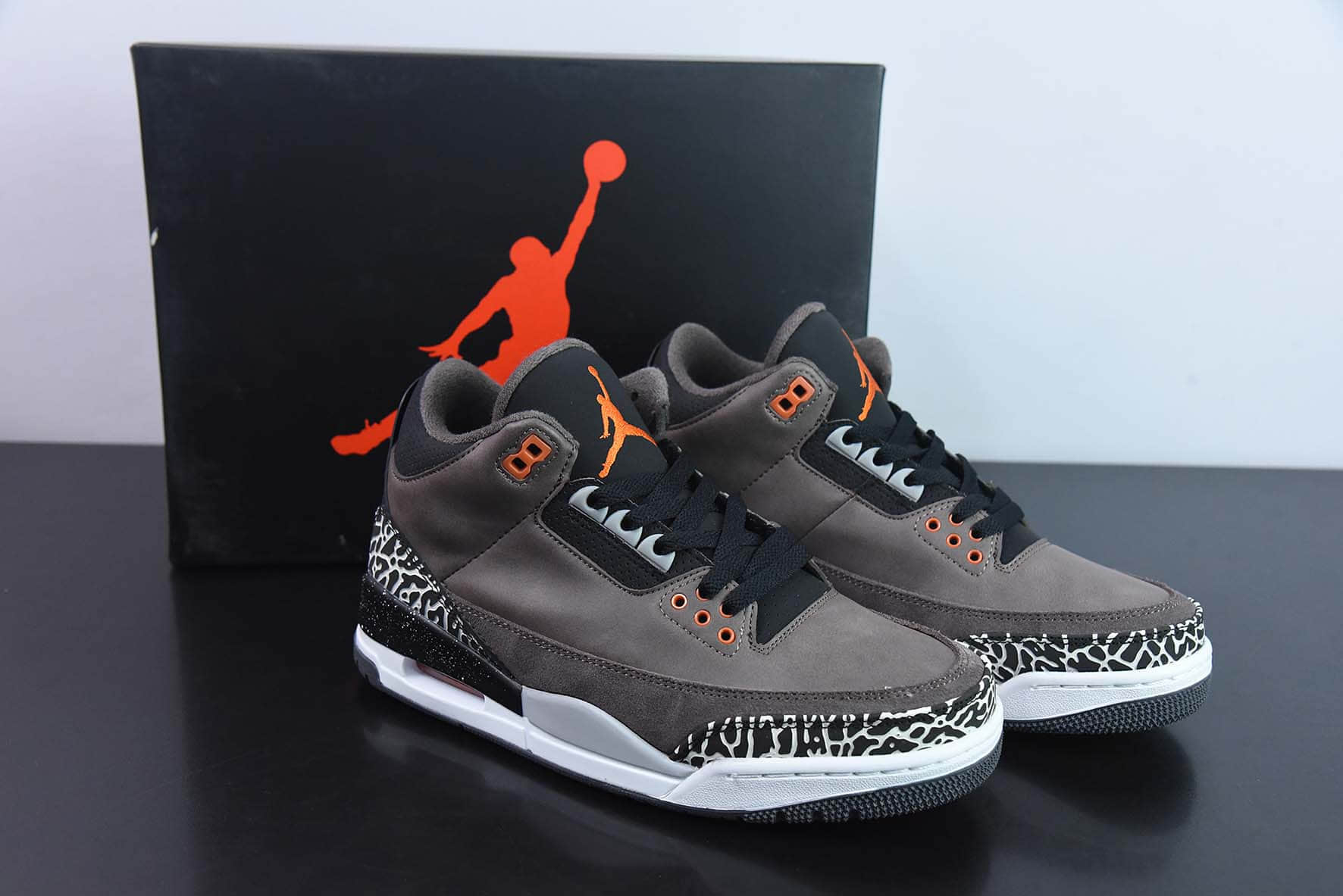 乔丹Air Jordan 3 RetroDesert Cement迈克尔·乔丹AJ3代咖啡棕中帮复古休闲运动文化篮球鞋纯原版本 货号：626967-040