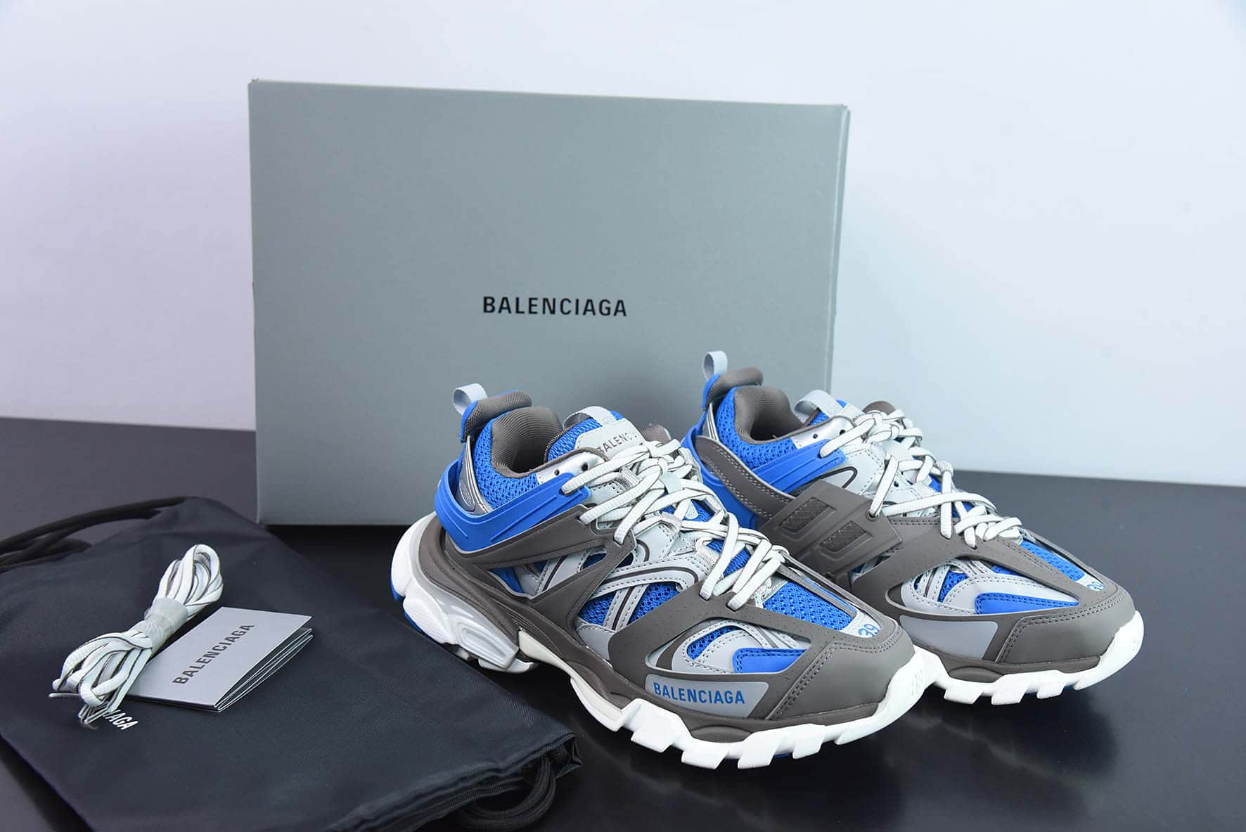 巴黎世家BALENCIAGA Track LED Trainers 3.0代灰蓝复古野跑老爹潮流百搭慢跑鞋纯原版本 货号：542436 W2FSA 8123