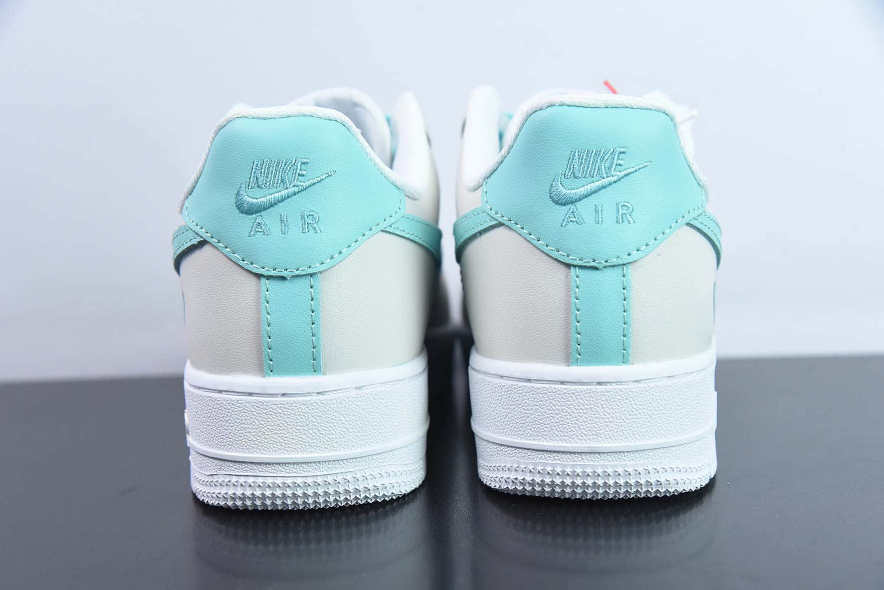 耐克Nike Air Force 1 灰蓝爱心空军一号低帮运动休闲板鞋纯原版本 货号：DD8959-100