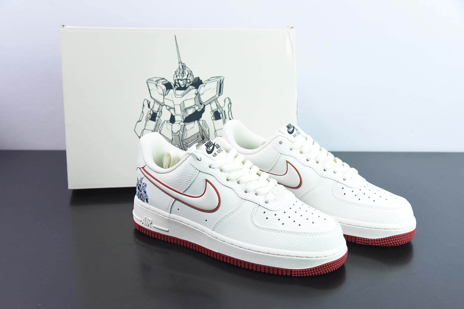 耐克Nike GUNDAM《机动战士高达》x Nike Air Force 1 07 LV8GUNDAM米白红高达空军一号经典百搭休闲运动板鞋纯原版本 货号：KK1256-658