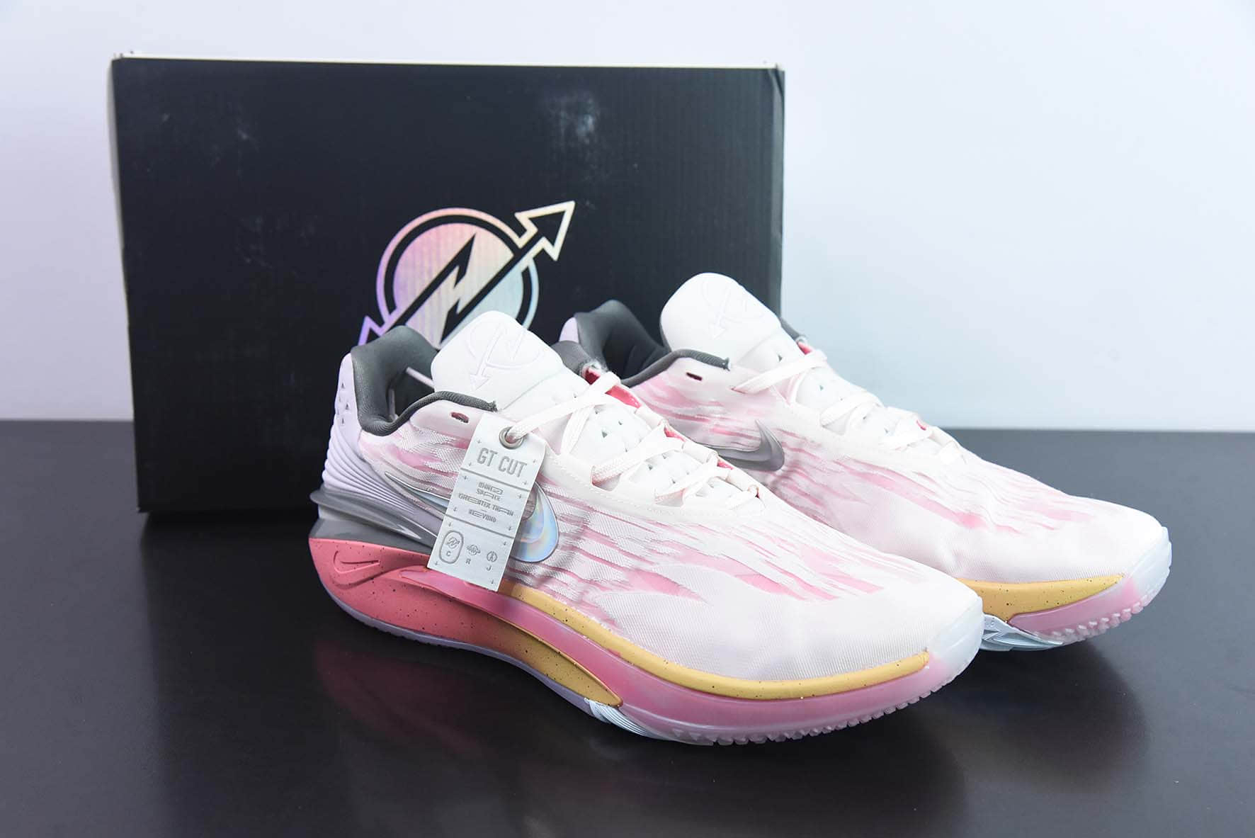 耐克Nike Air Zoom G.T.Cut 2 EP 耐克GT2.0白粉实战系列篮球鞋纯原版本 货号：DJ6013-602