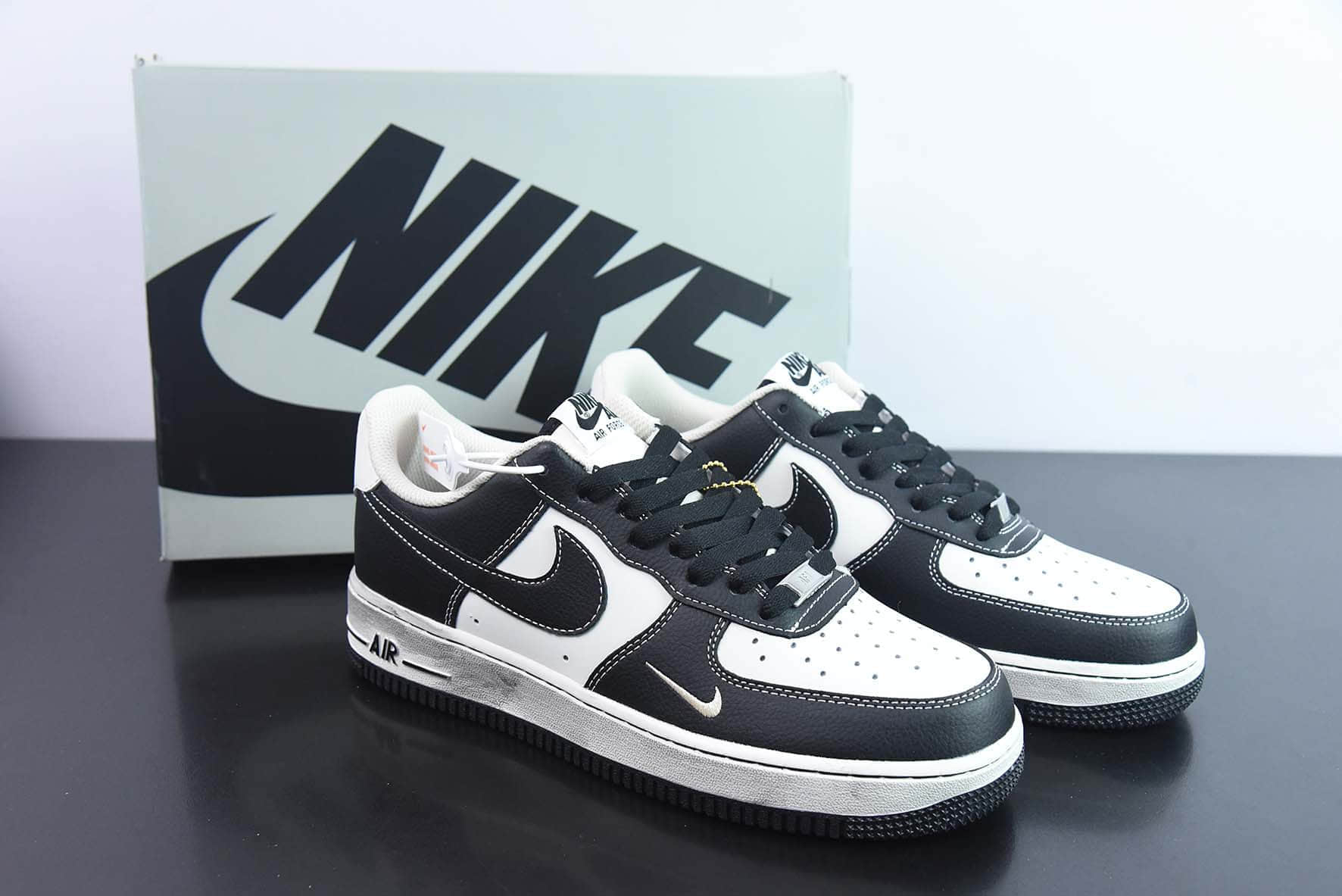 耐克Nike Air Force 1 Low '07 “做旧黑”空军一号低帮休闲板鞋纯原版本 货号：DB3301-088