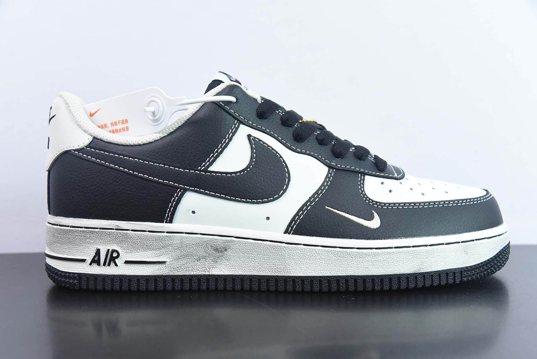 耐克Nike Air Force 1 Low '07 “做旧黑”空军一号低帮休闲板鞋纯原版本 货号：DB3301-088