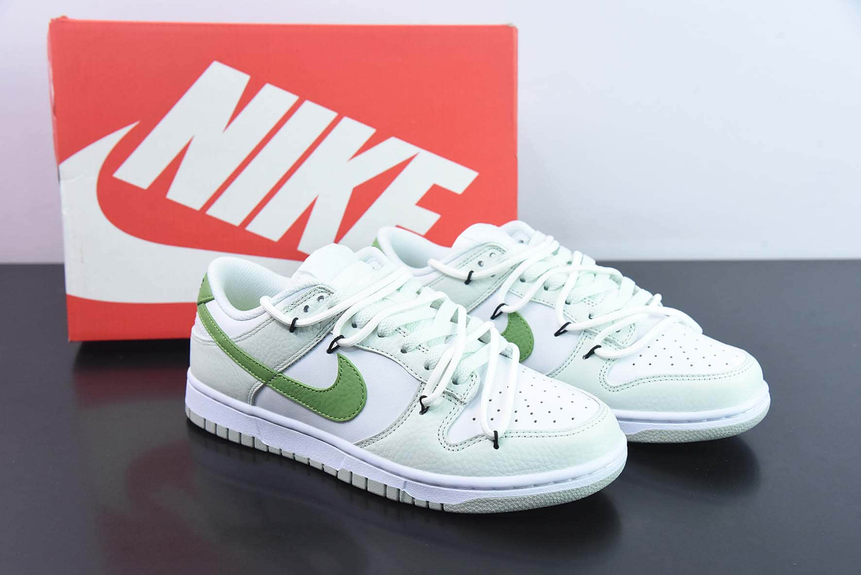 耐克Nike Dunk Low 白浅绿防滑复古低帮运动板鞋纯原版本 货号：DN1431-102