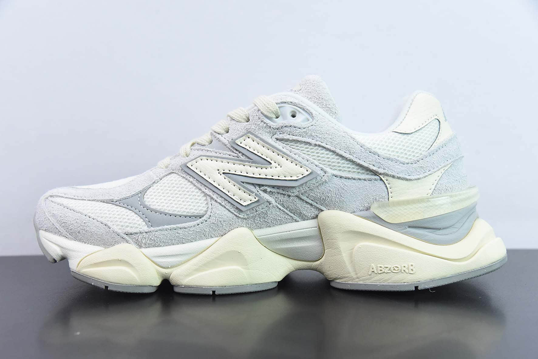 新百伦New BalanceJoe Freshgoods x New Balance NB9060 联名款白灰复古休闲运动慢跑鞋纯原版本 货号：U9060HSA 